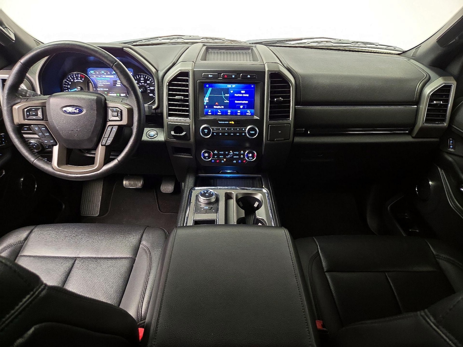 2020 Ford Expedition XLT - Photo 10