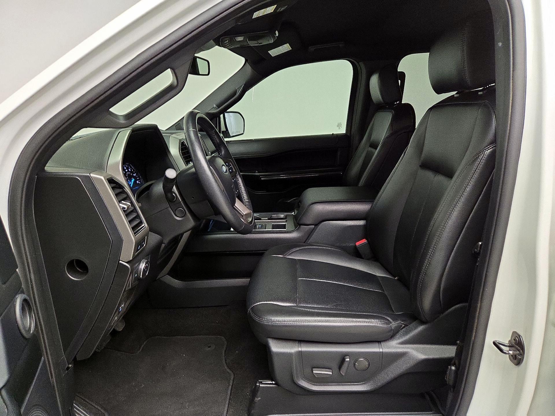 Thumbnail: 2020 Ford Expedition - 11