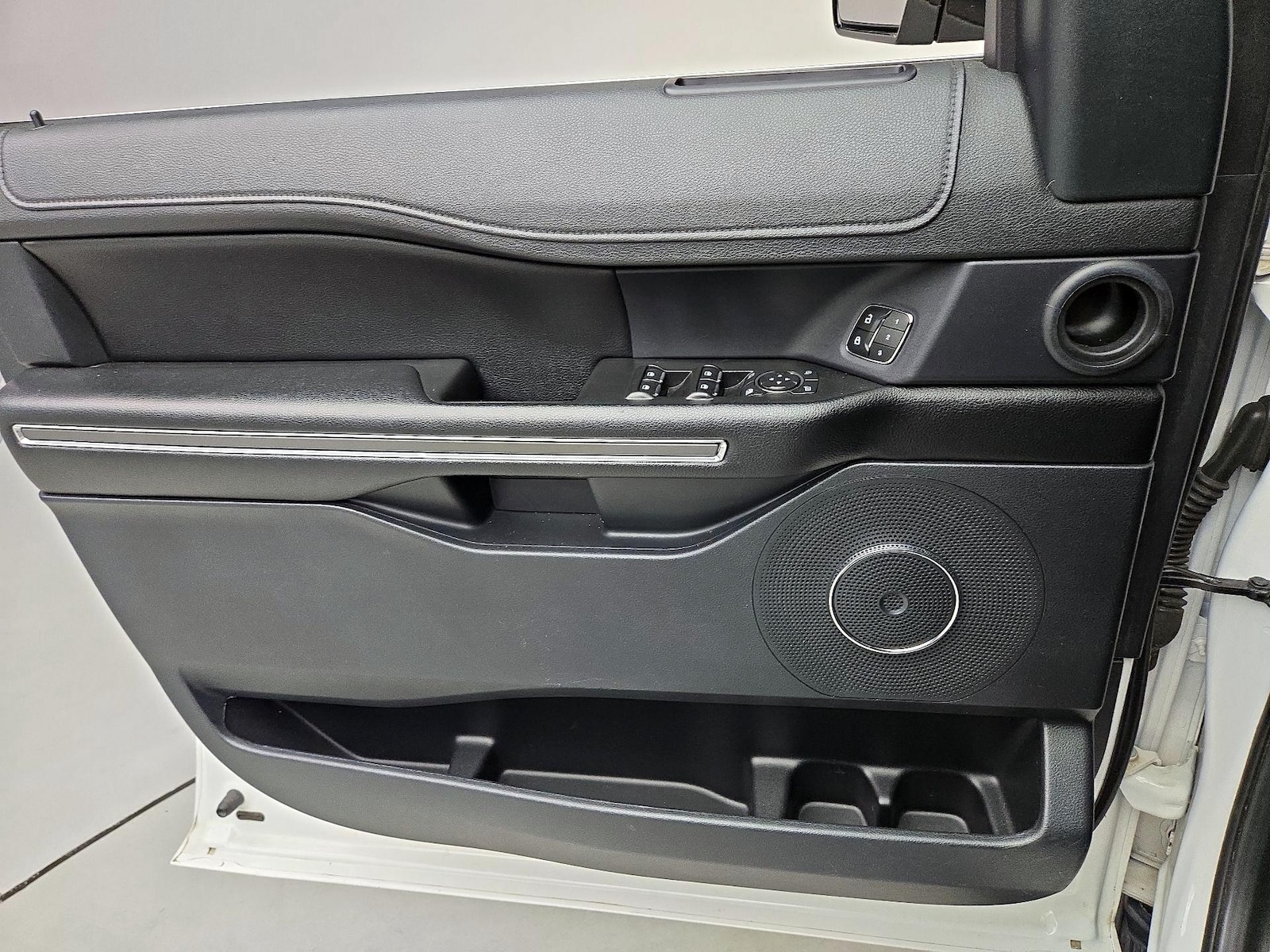 2020 Ford Expedition XLT - Photo 13