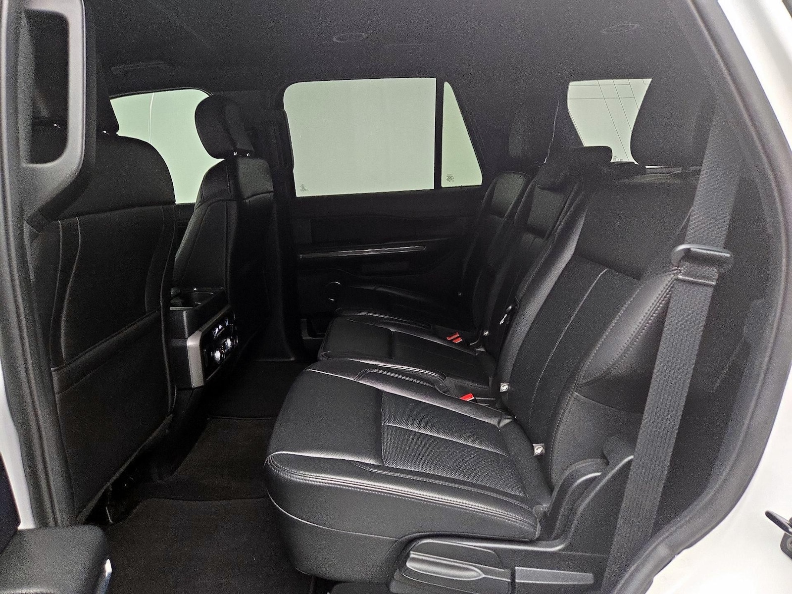 2020 Ford Expedition XLT - Photo 21