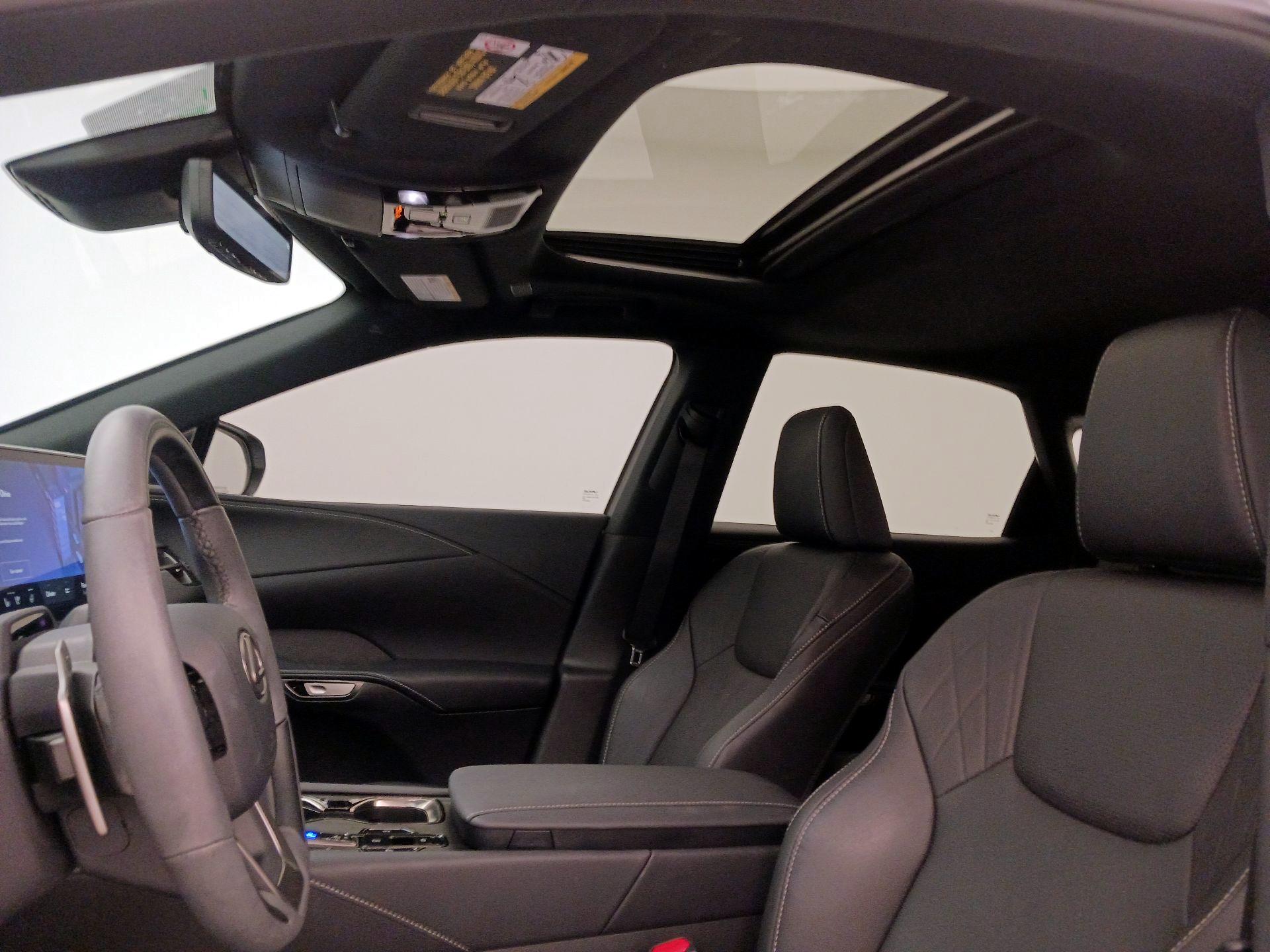 Thumbnail: 2025 Lexus RX - 19