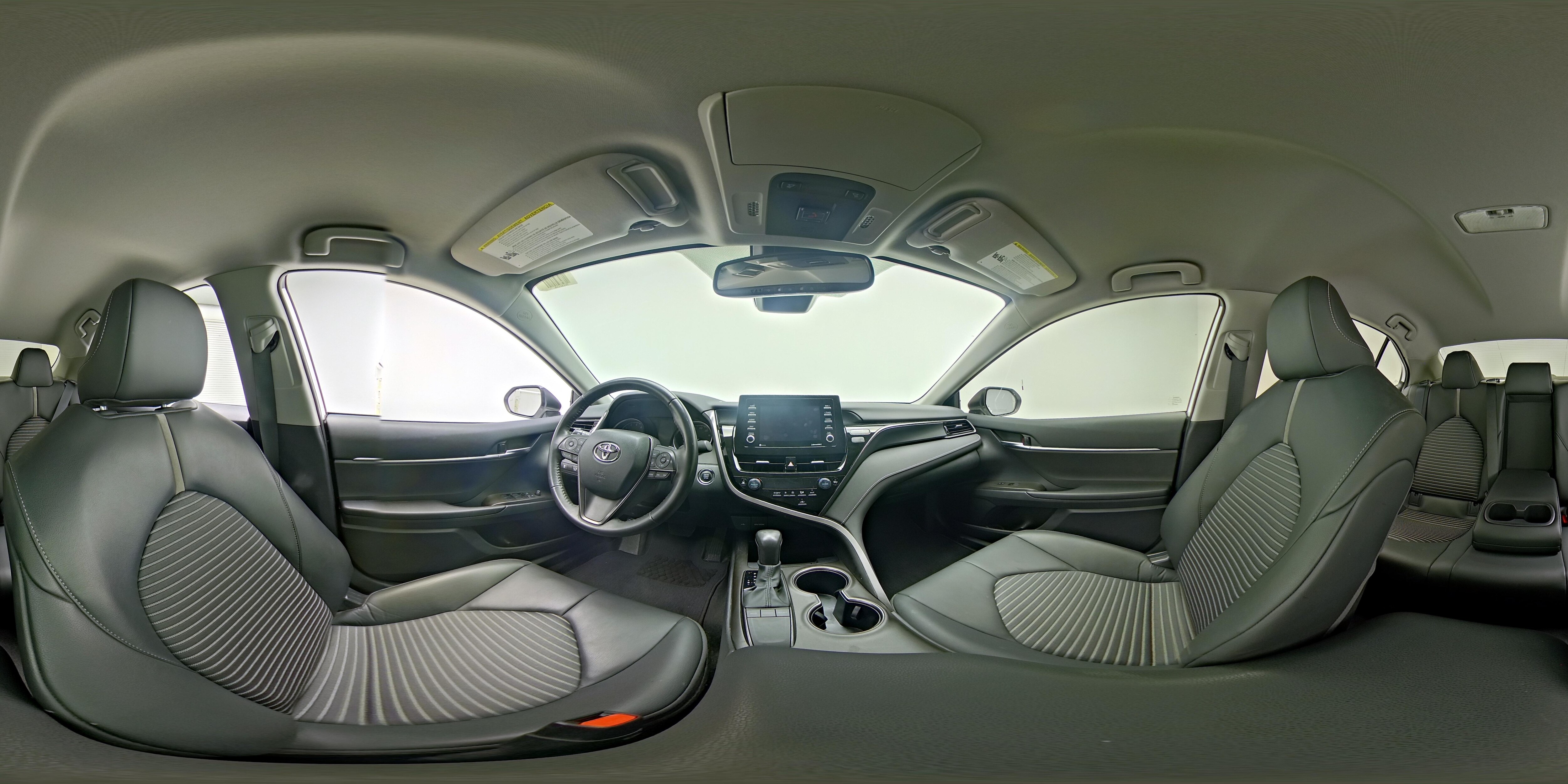 2023 Toyota Camry SE - Photo 24