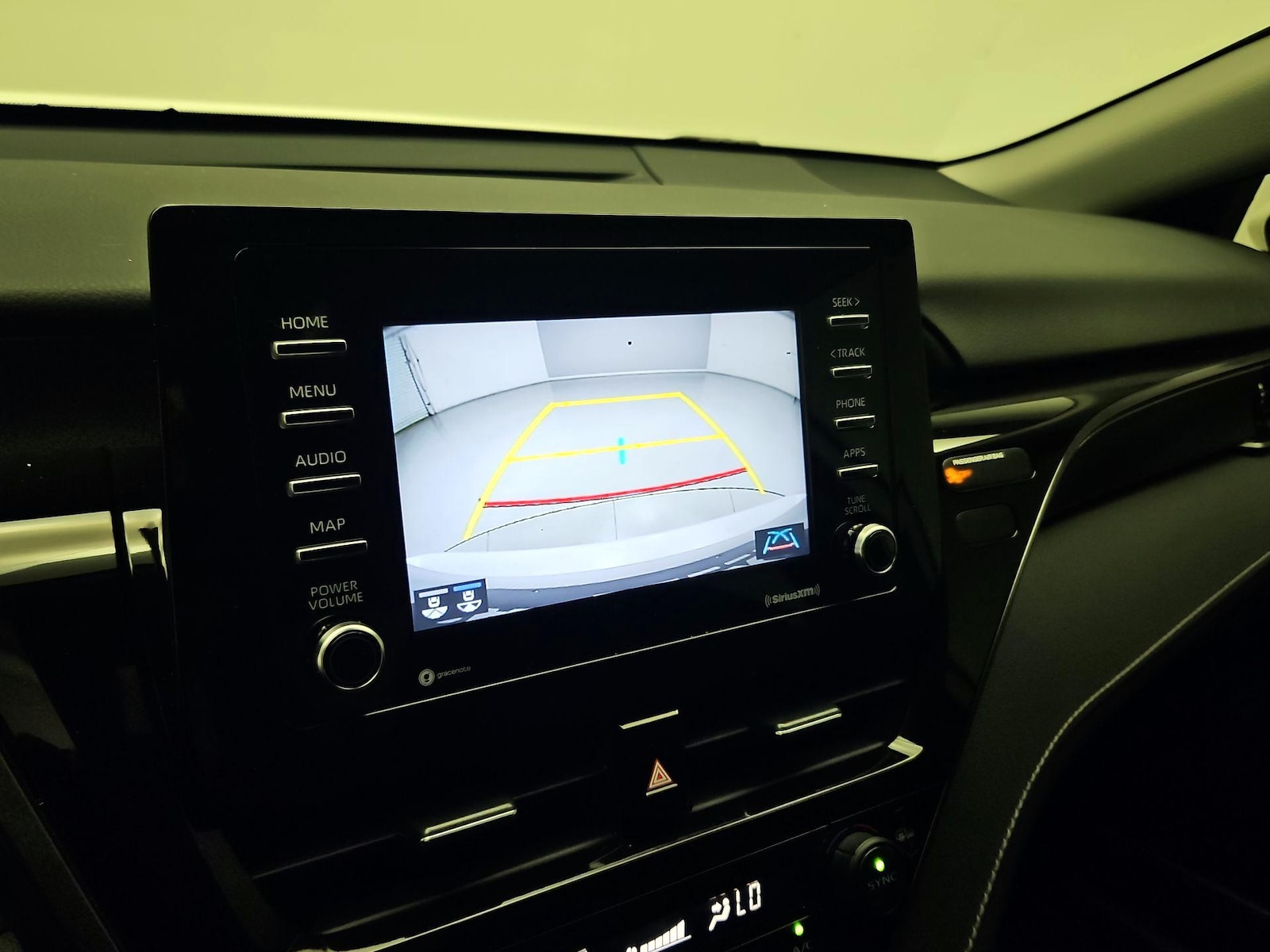 2023 Toyota Camry SE - Photo 15