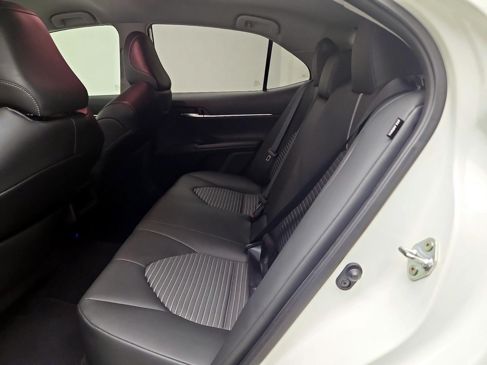 2023 Toyota Camry SE - Photo 20