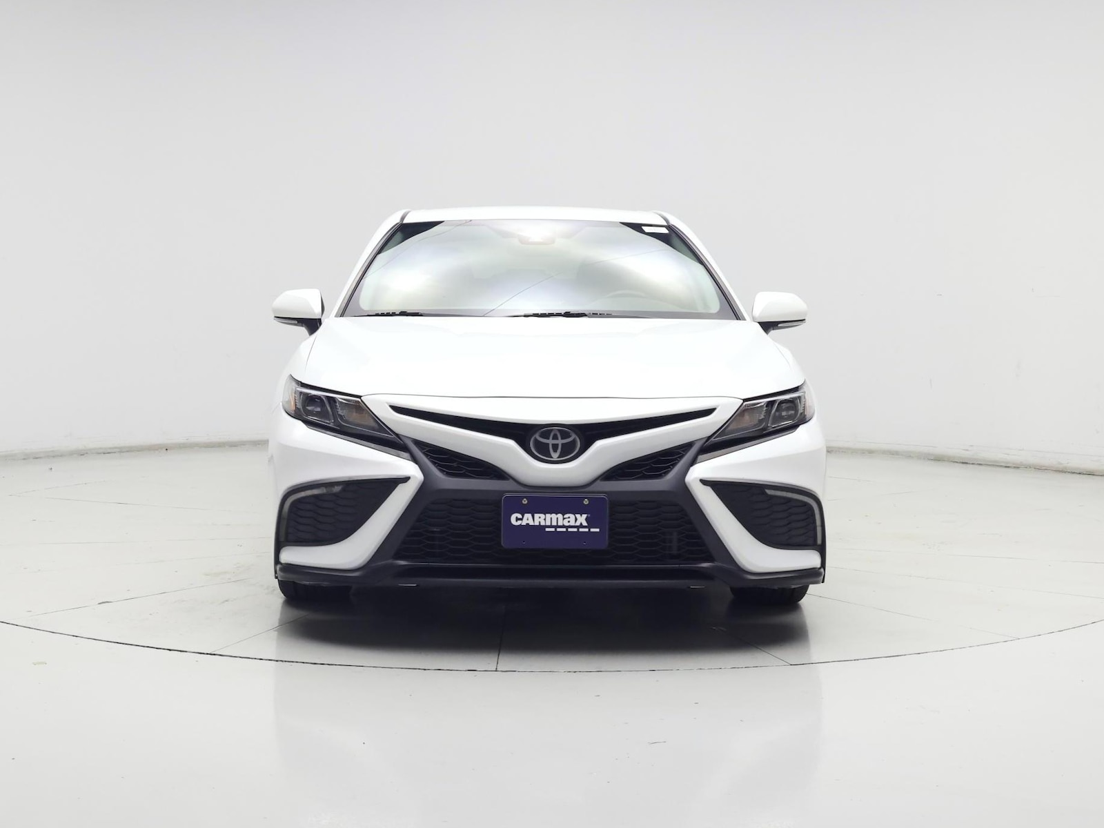 2023 Toyota Camry SE - Photo 6