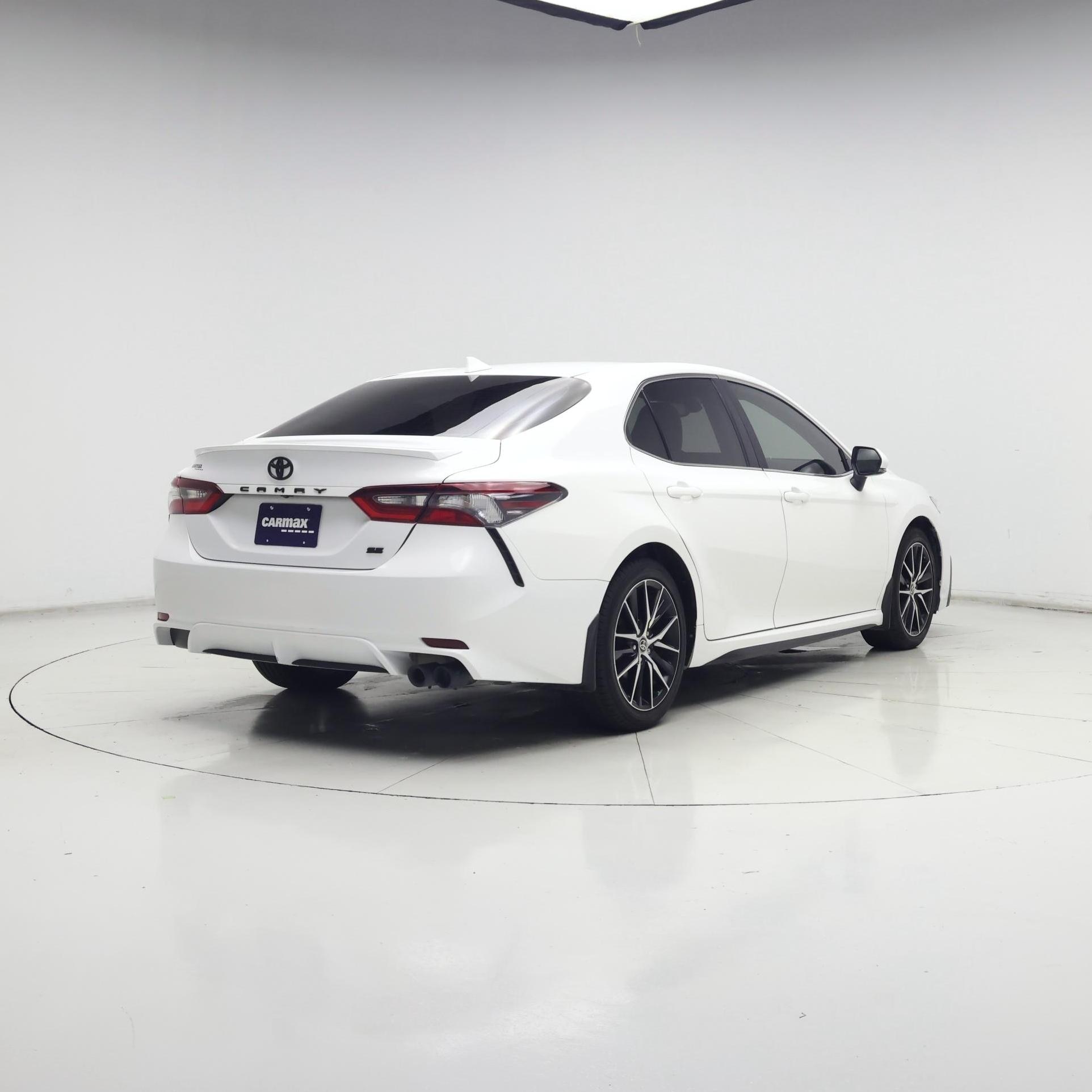 Thumbnail: 2023 Toyota Camry - 8