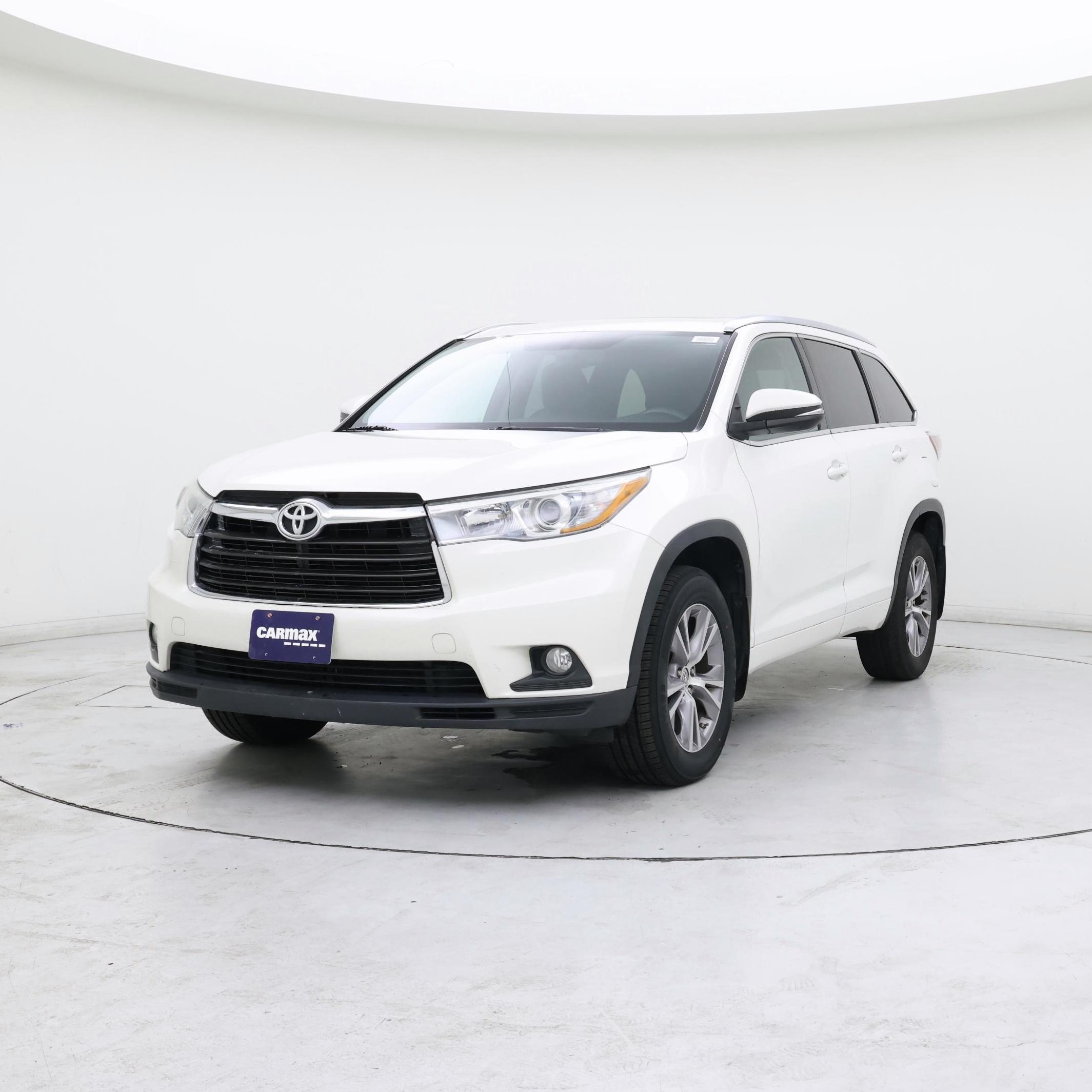 Thumbnail: 2015 Toyota Highlander - 4