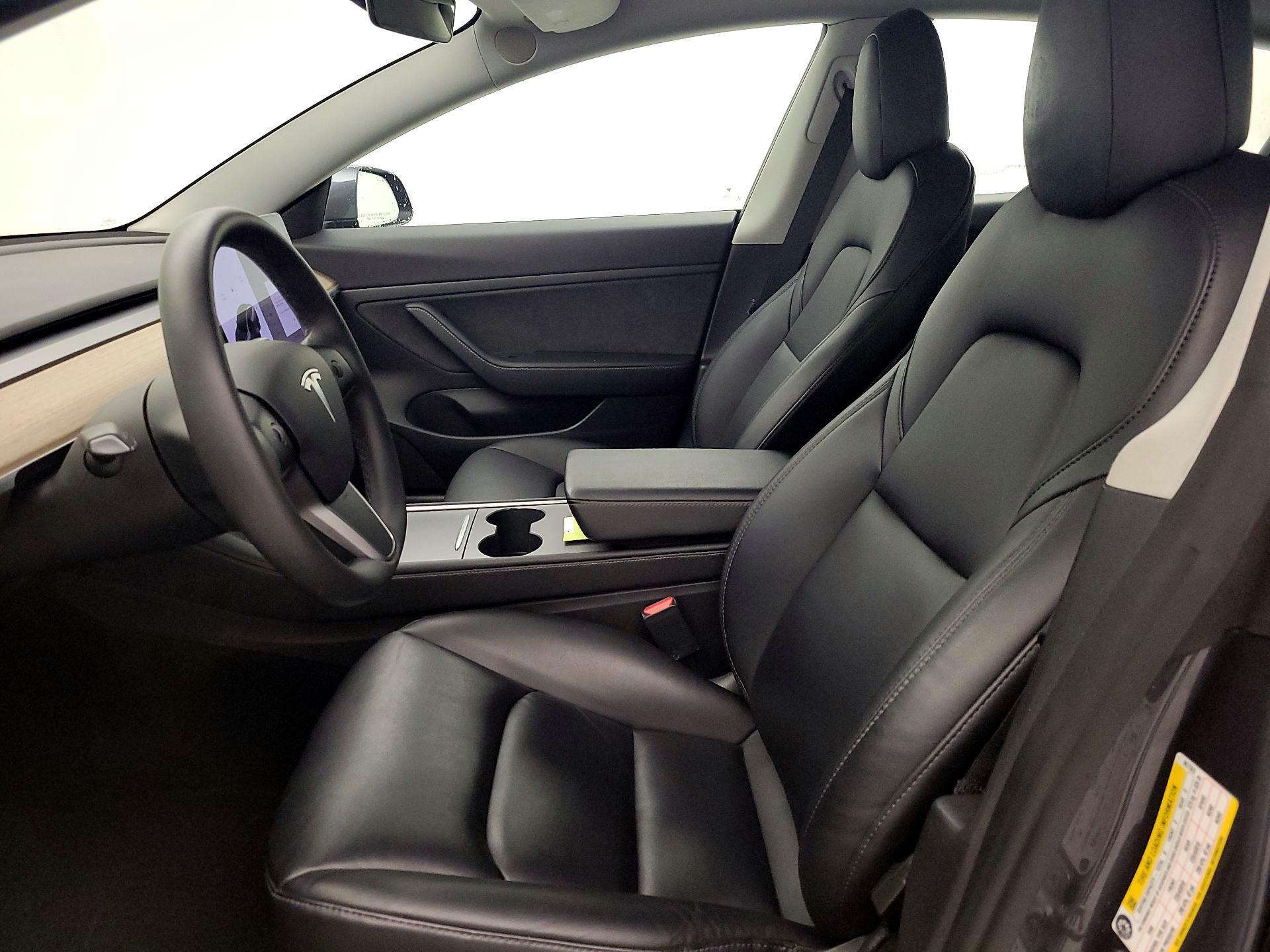 Thumbnail: 2021 Tesla Model 3 - 11