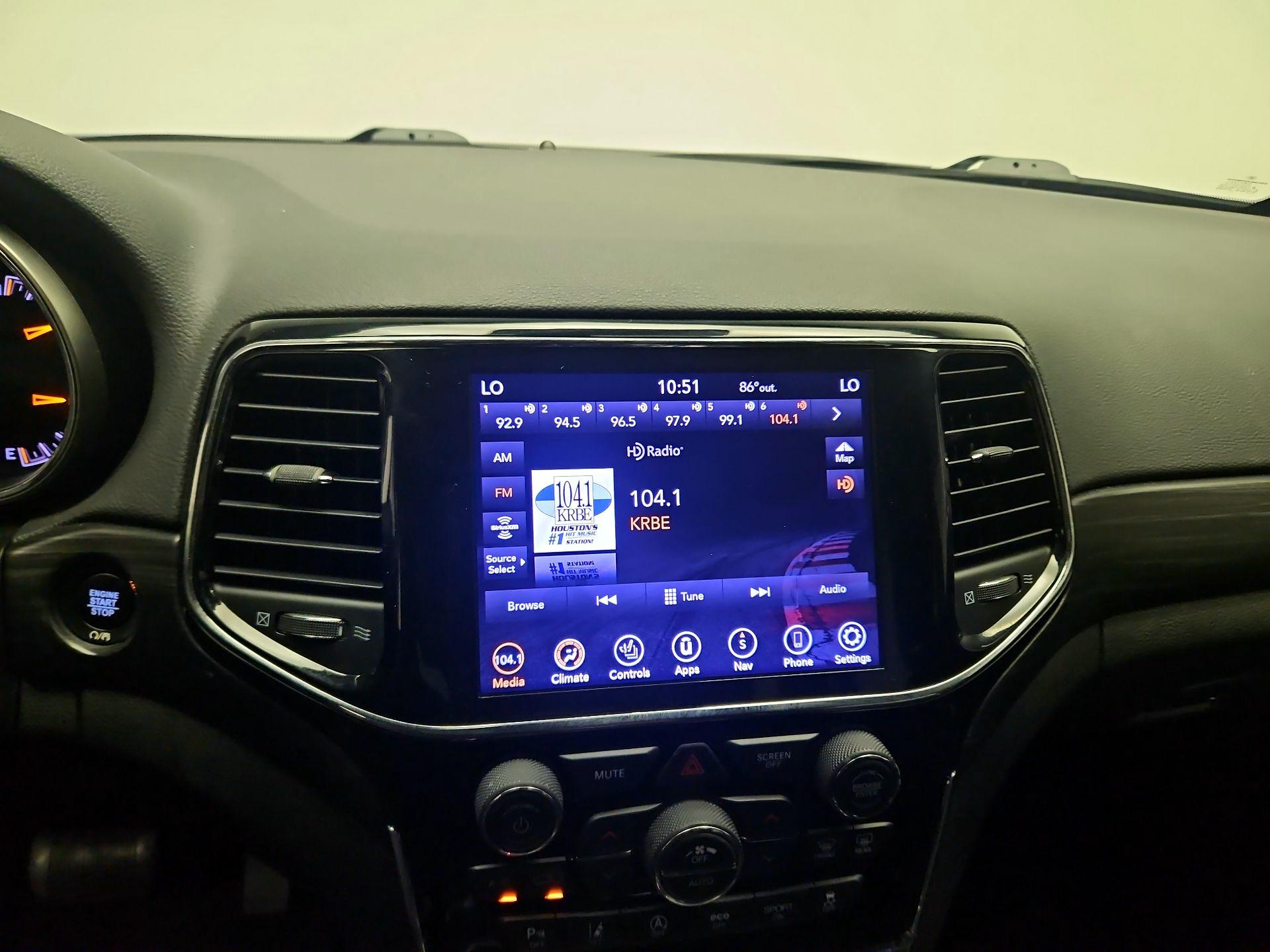 Thumbnail: 2021 Jeep Grand Cherokee - 14