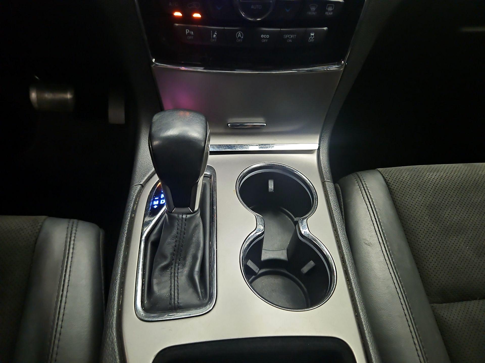 Thumbnail: 2021 Jeep Grand Cherokee - 16