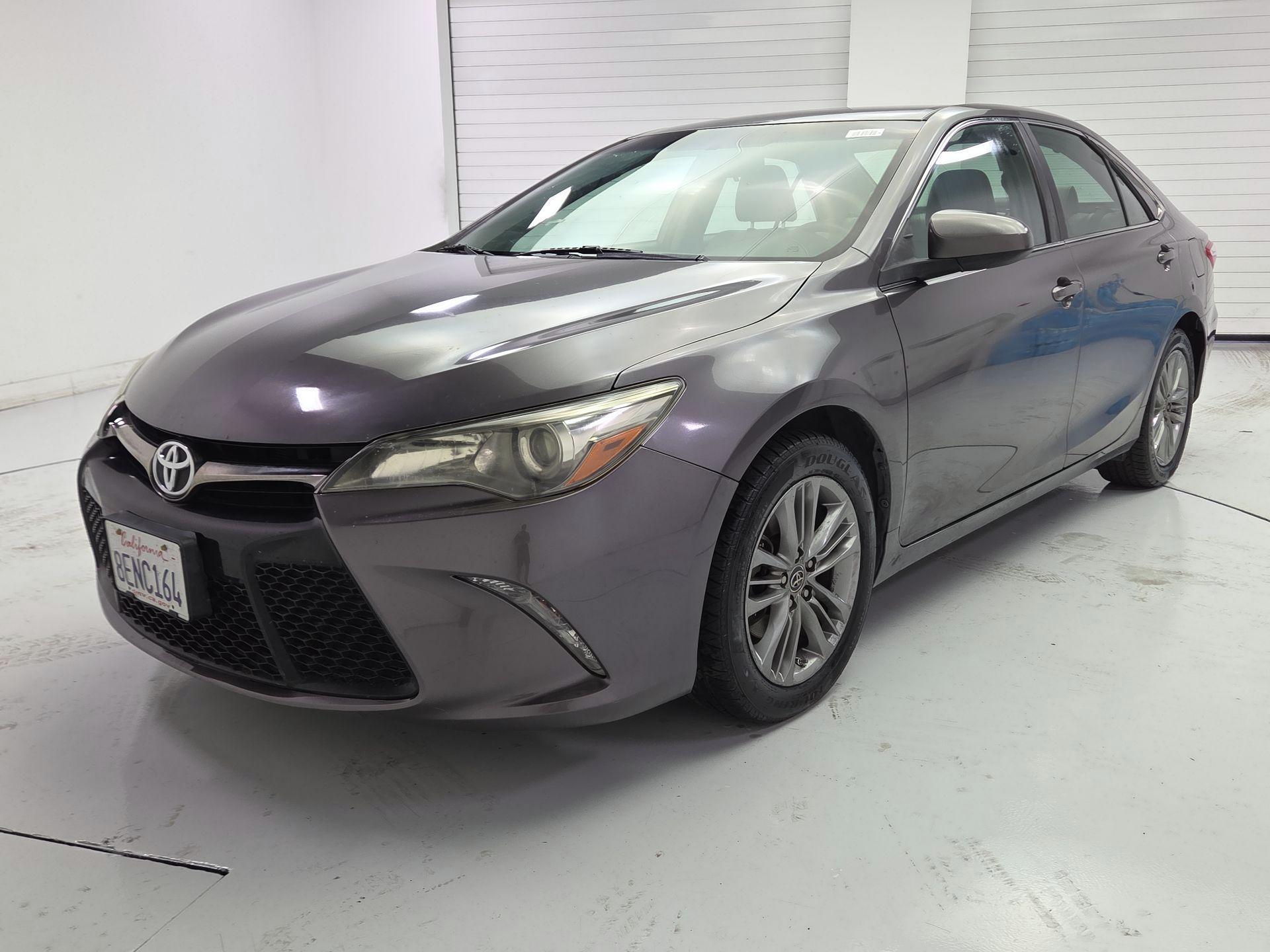 Thumbnail: 2016 Toyota Camry - 3