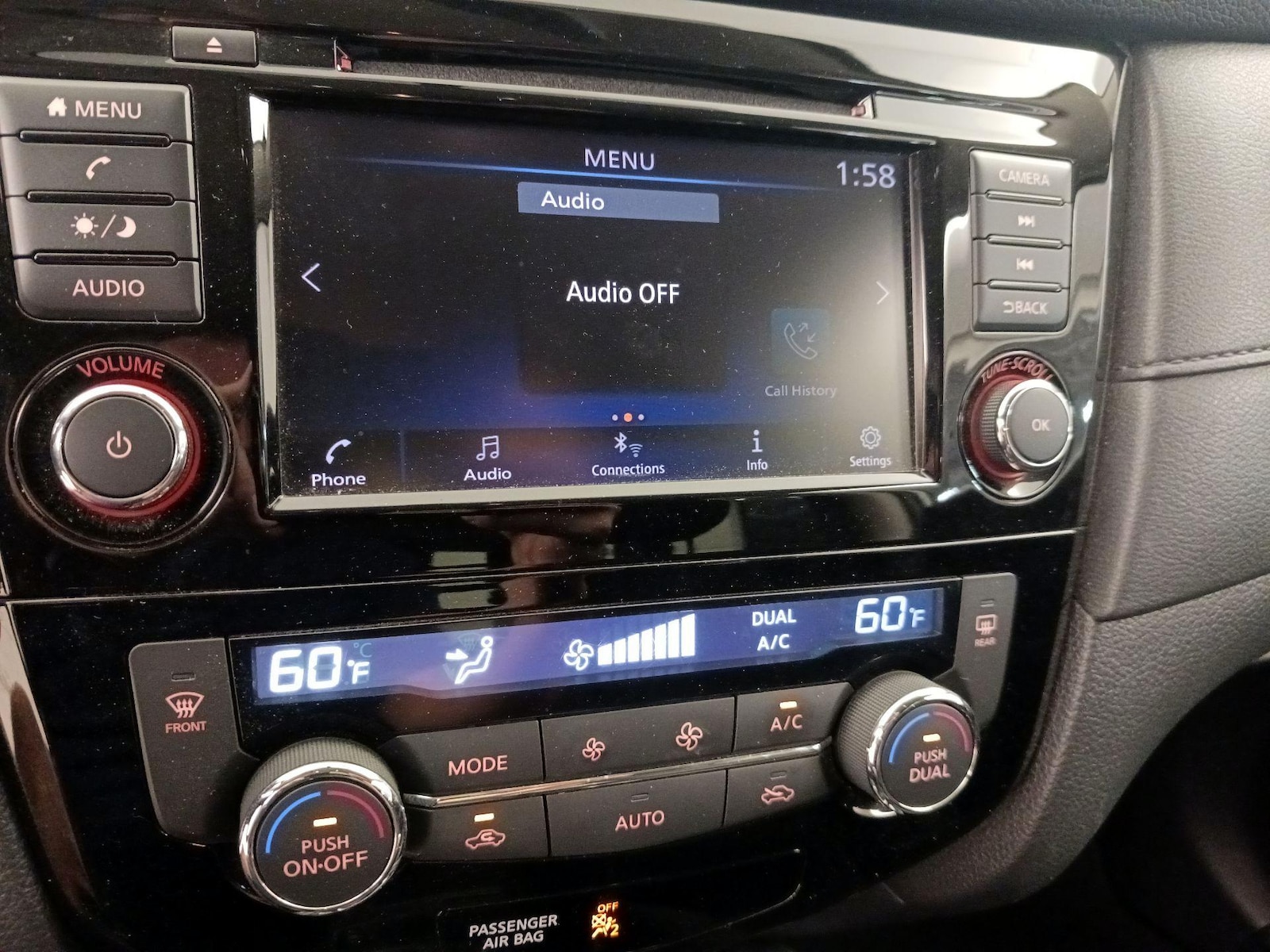 2018 Nissan Rogue SV - Photo 17