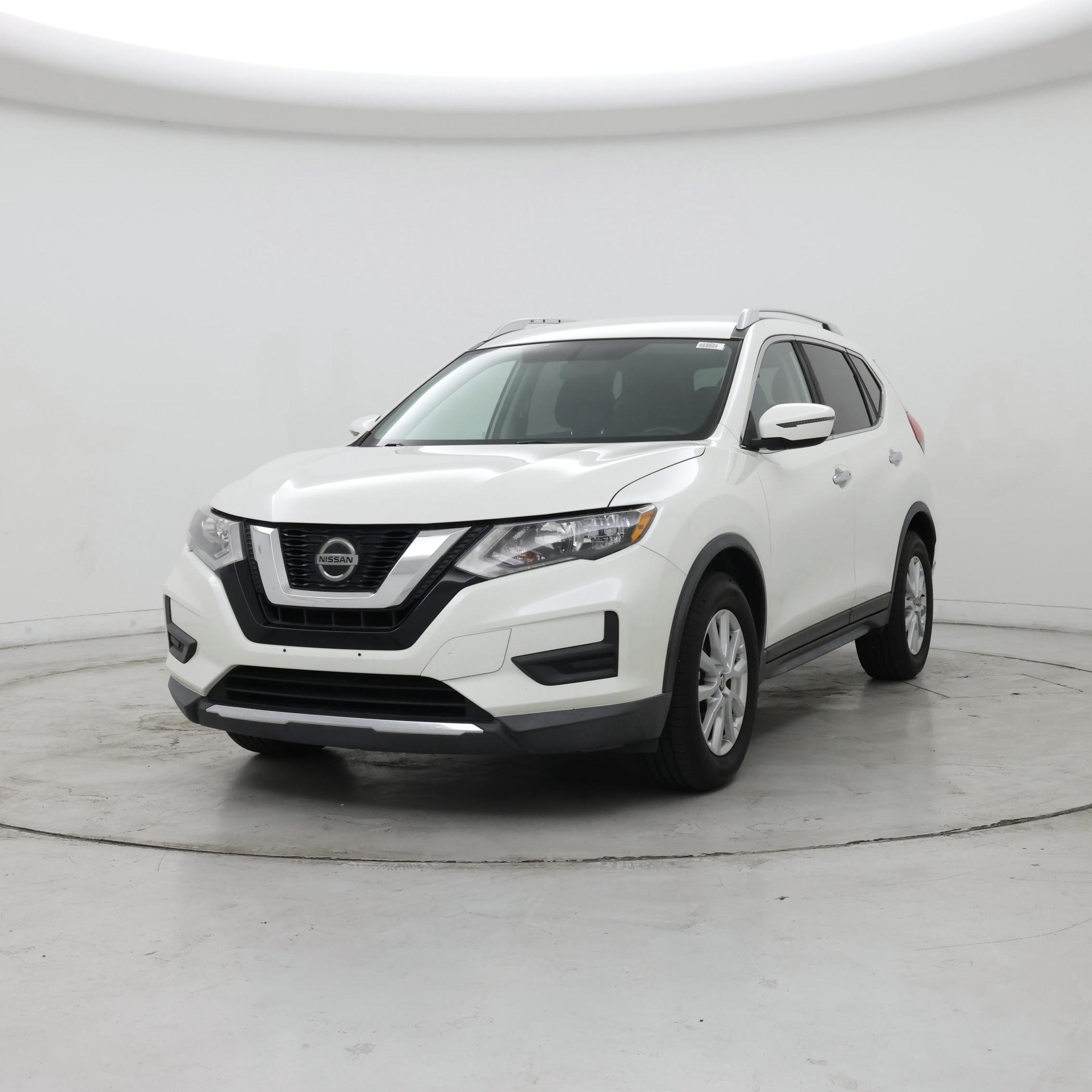 Thumbnail: 2018 Nissan Rogue - 4
