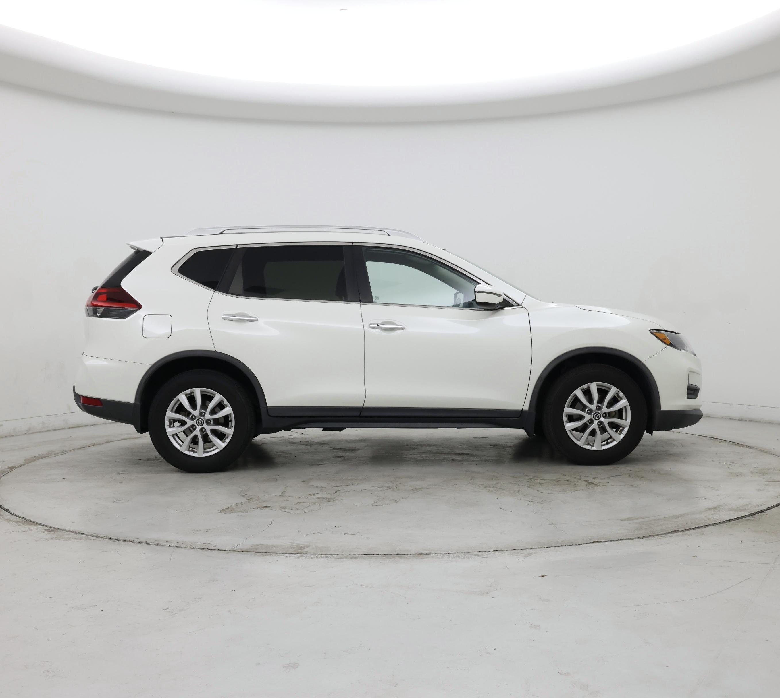 Thumbnail: 2018 Nissan Rogue - 7