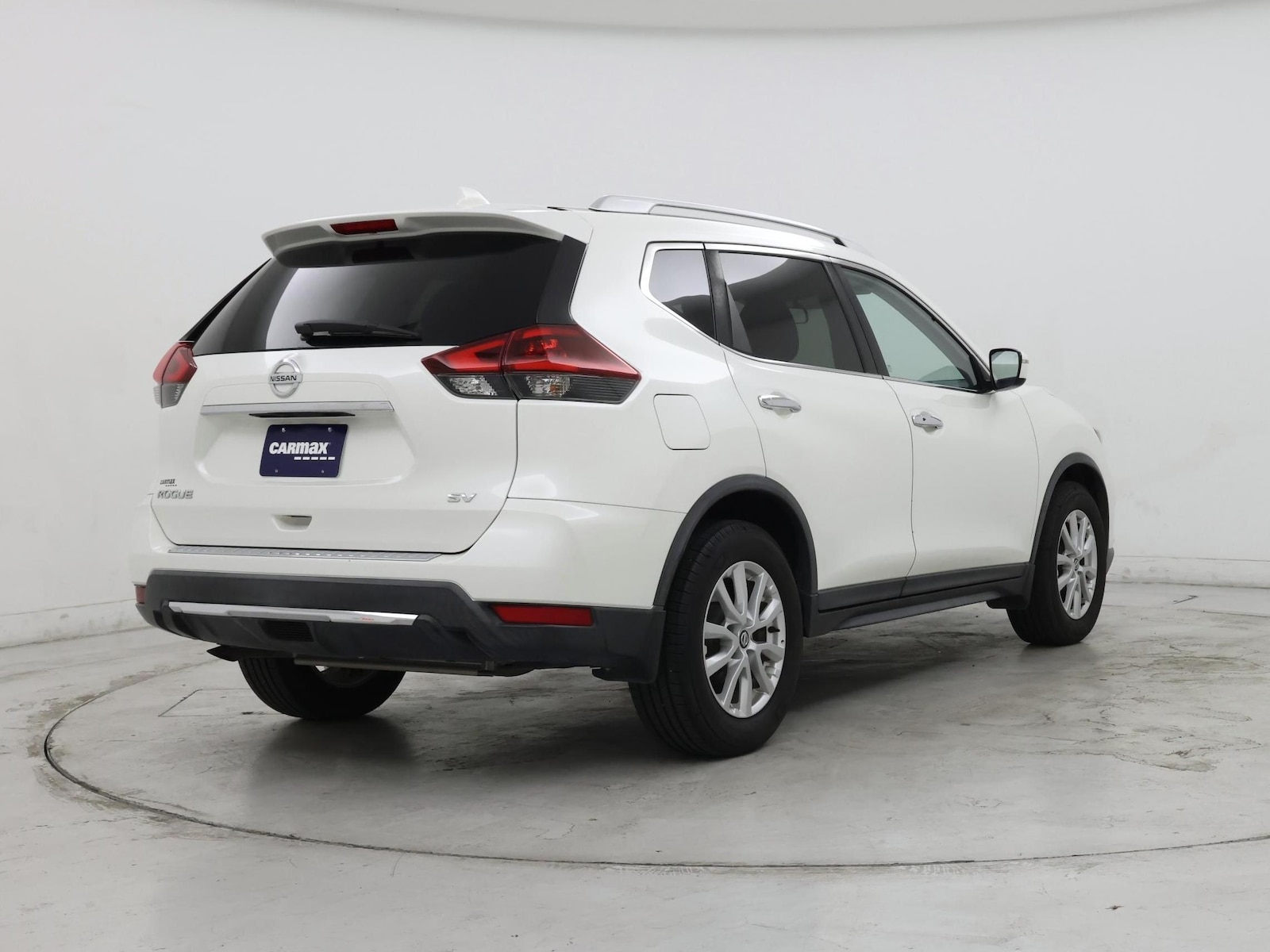 2018 Nissan Rogue SV - Photo 9