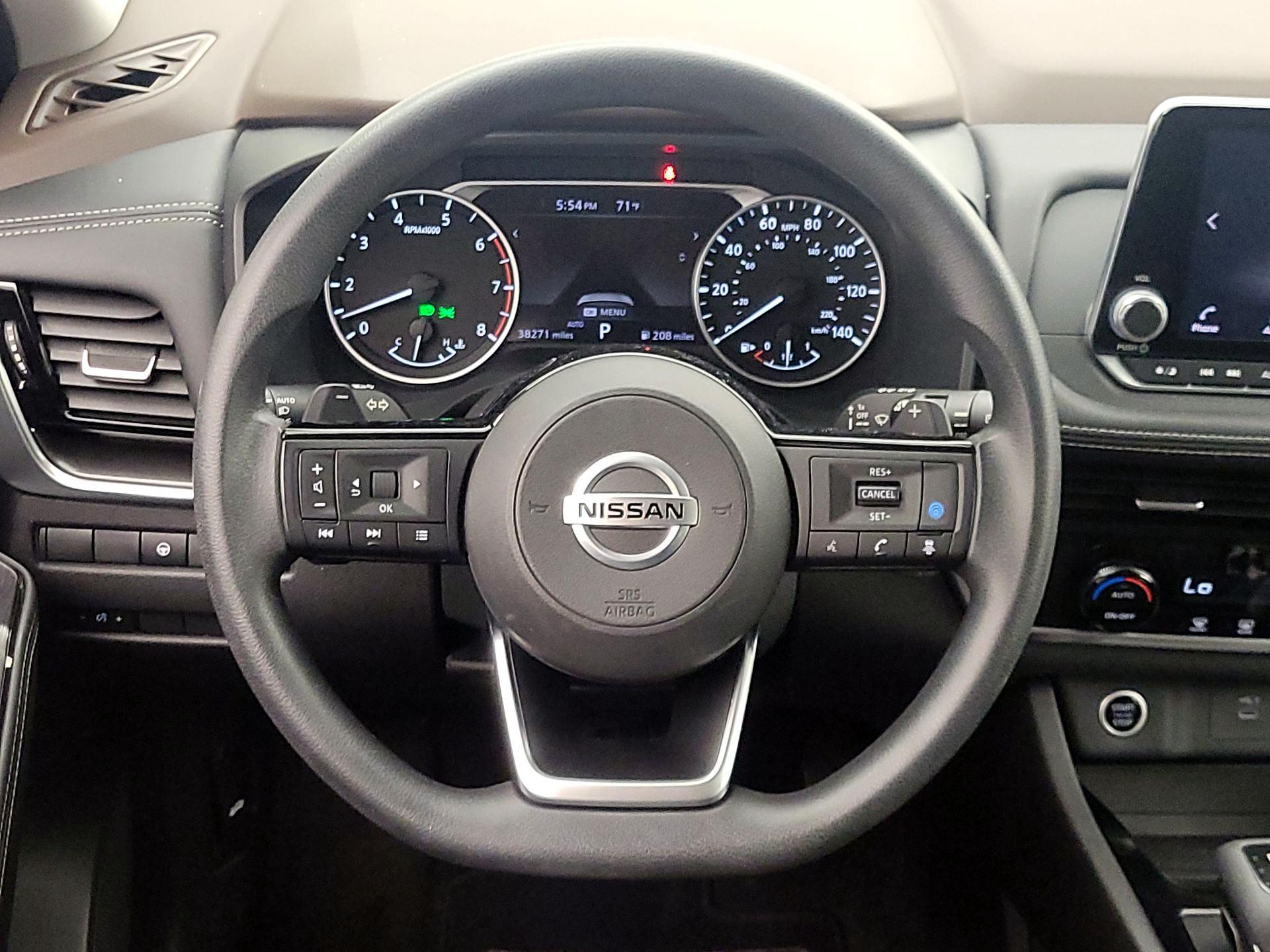 Thumbnail: 2021 Nissan Rogue - 10