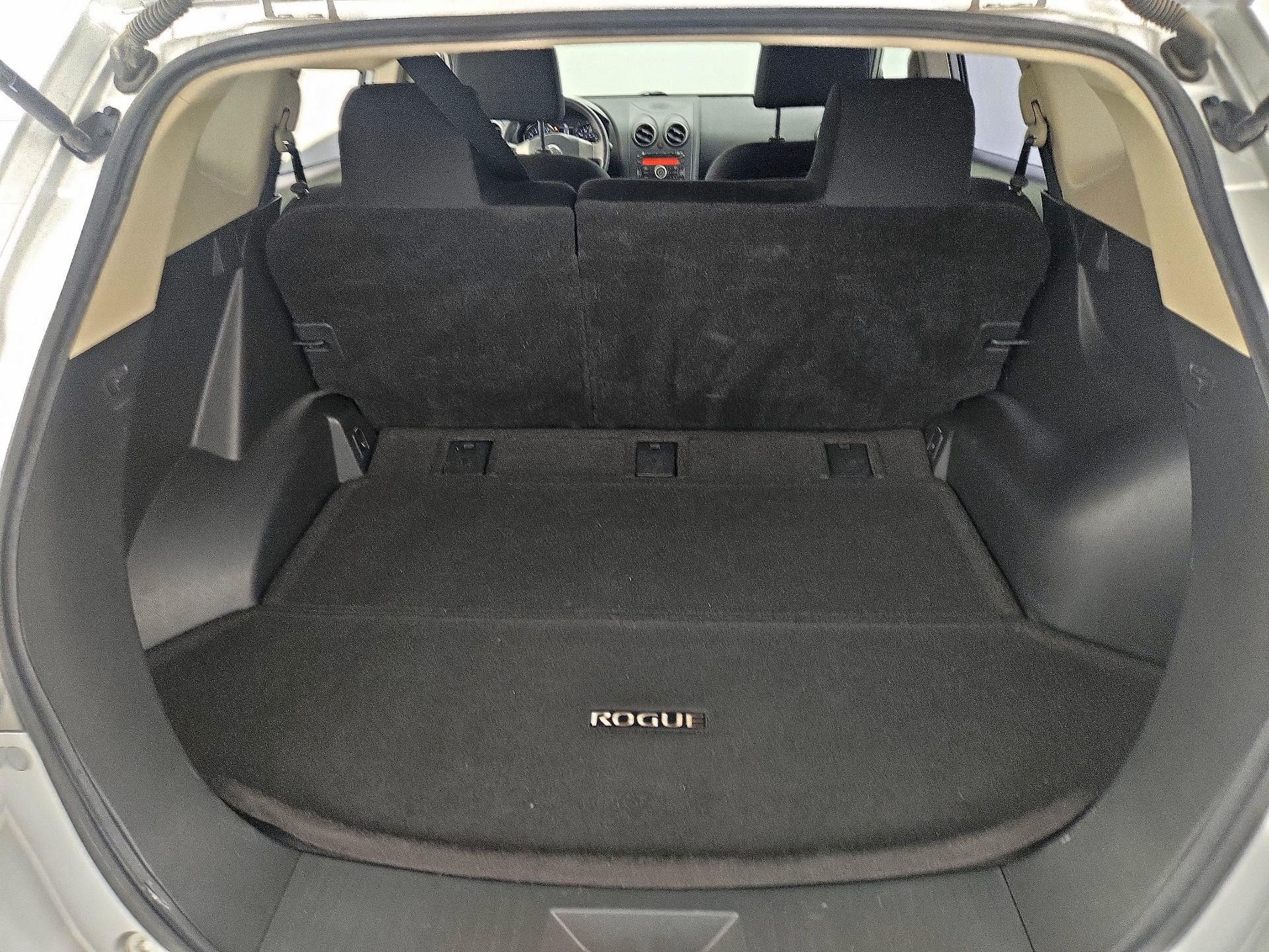 Thumbnail: 2014 Nissan Rogue - 18