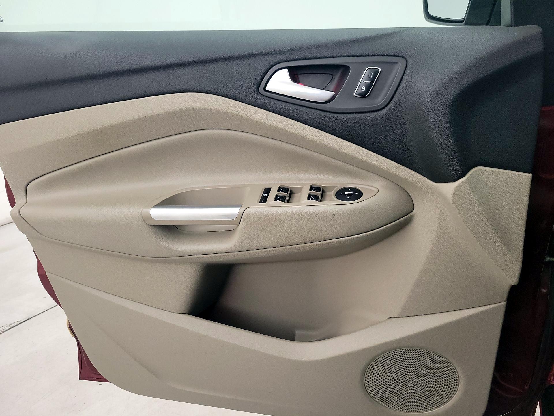 Thumbnail: 2014 Ford C-Max - 12