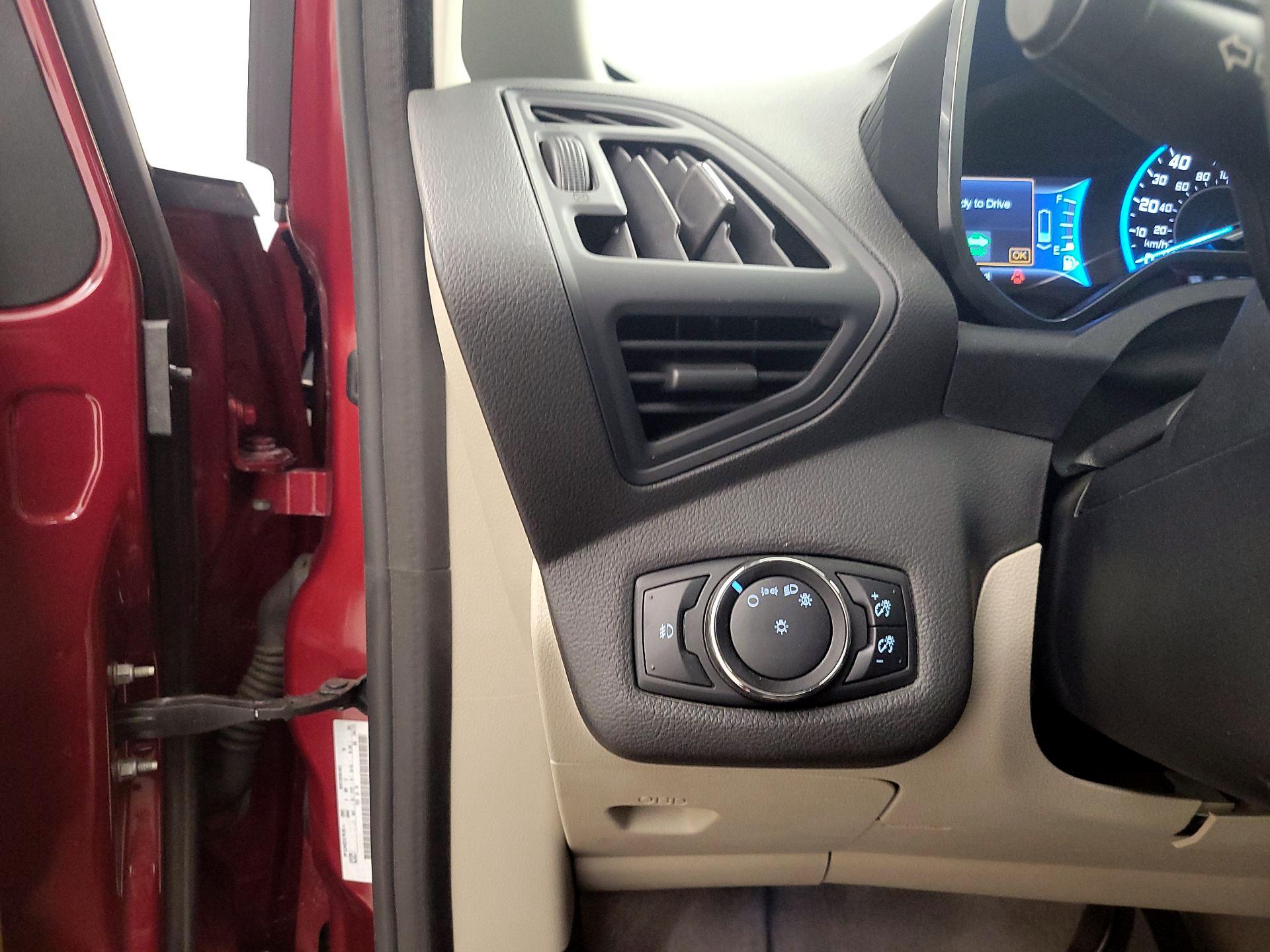 Thumbnail: 2014 Ford C-Max - 13