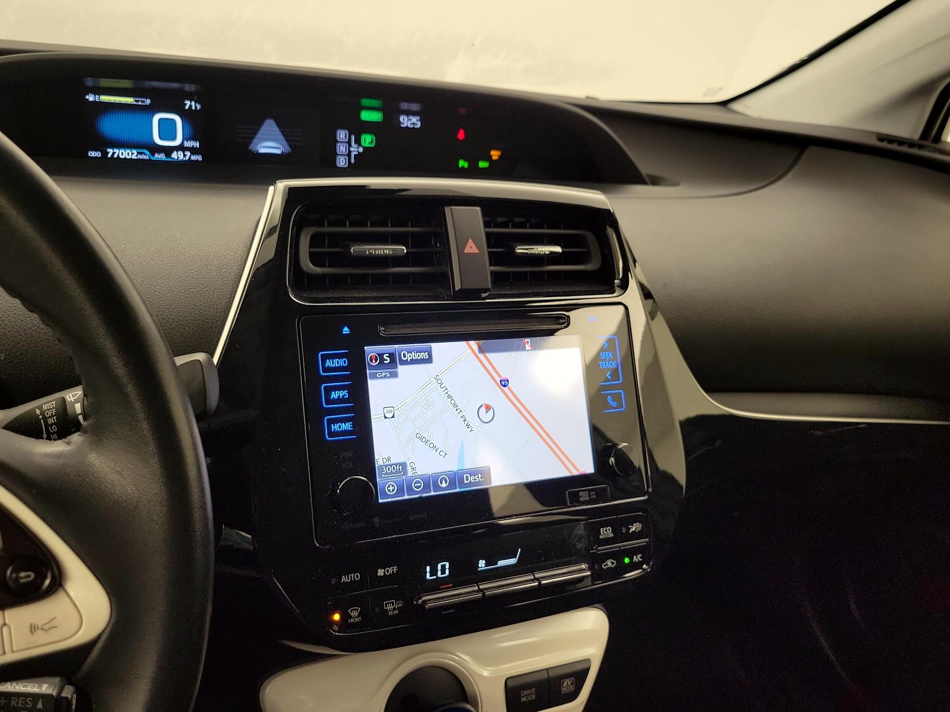 Thumbnail: 2018 Toyota Prius - 14
