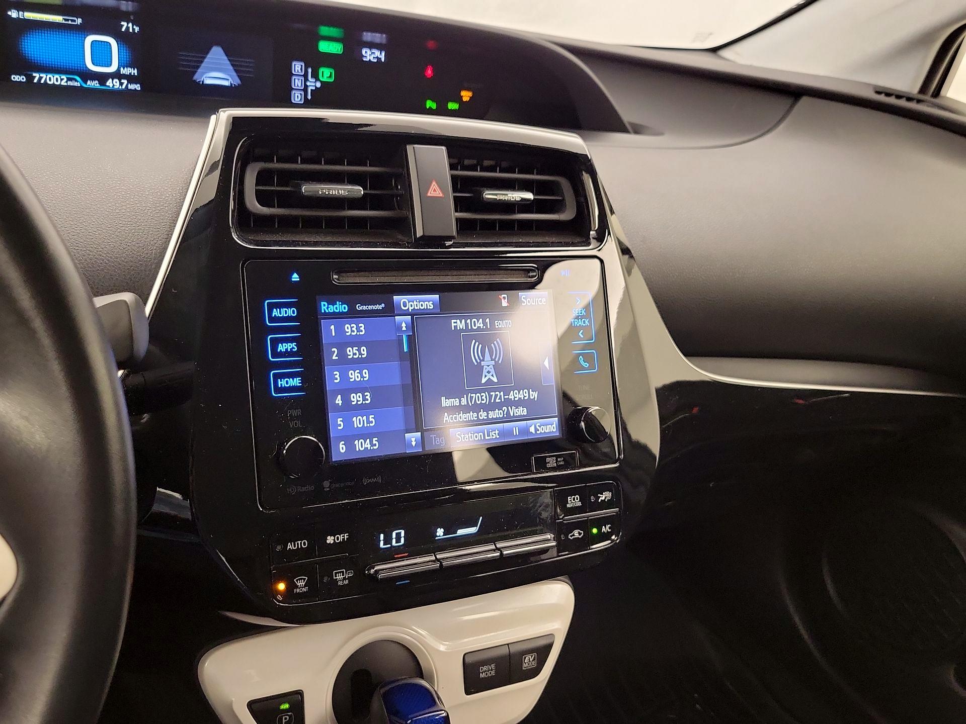 Thumbnail: 2018 Toyota Prius - 16