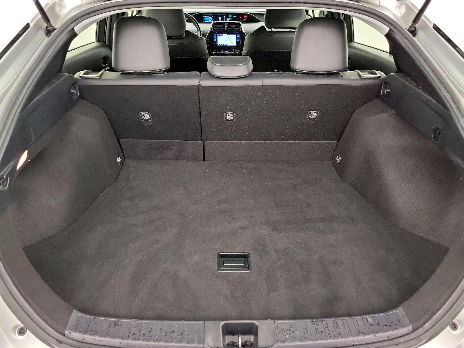 2018 Toyota Prius Three - Photo 22