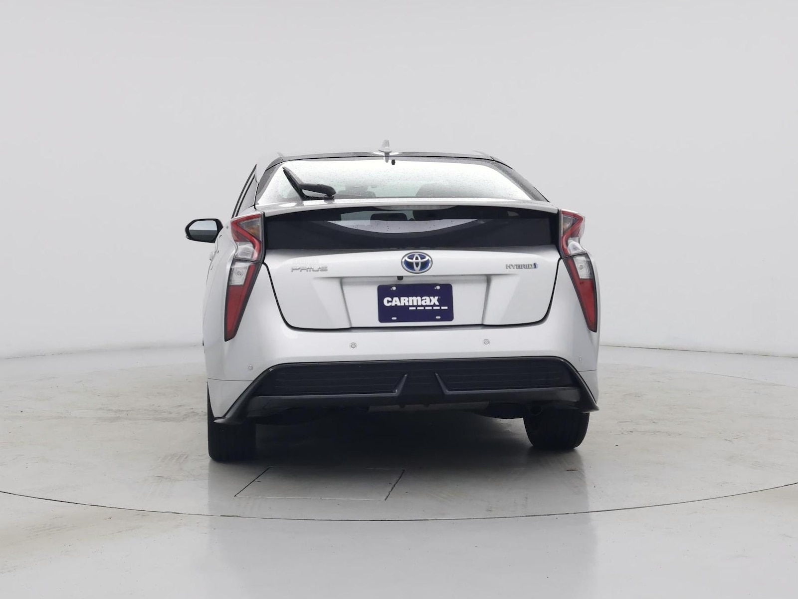 2018 Toyota Prius Three - Photo 7