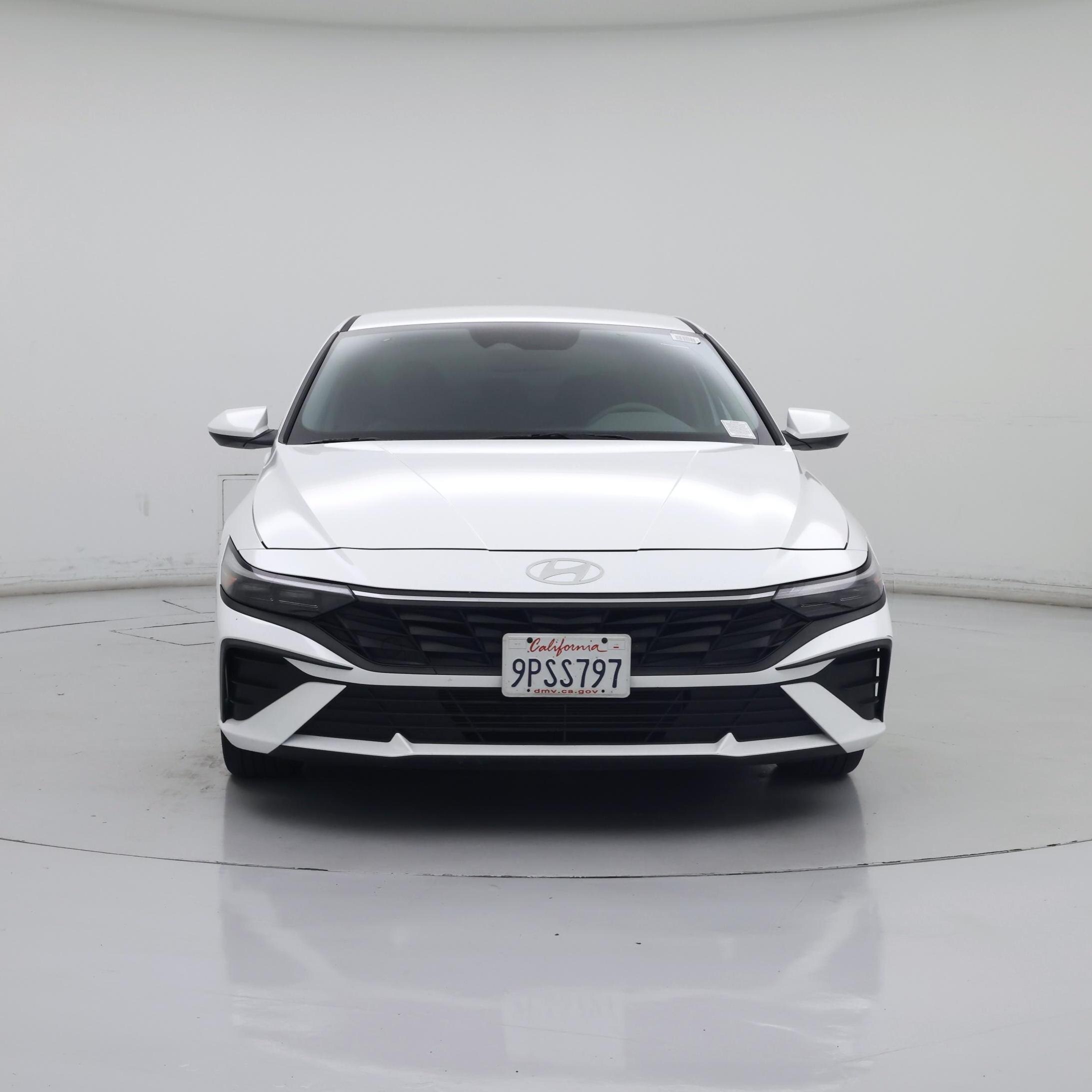Thumbnail: 2024 Hyundai Elantra - 5