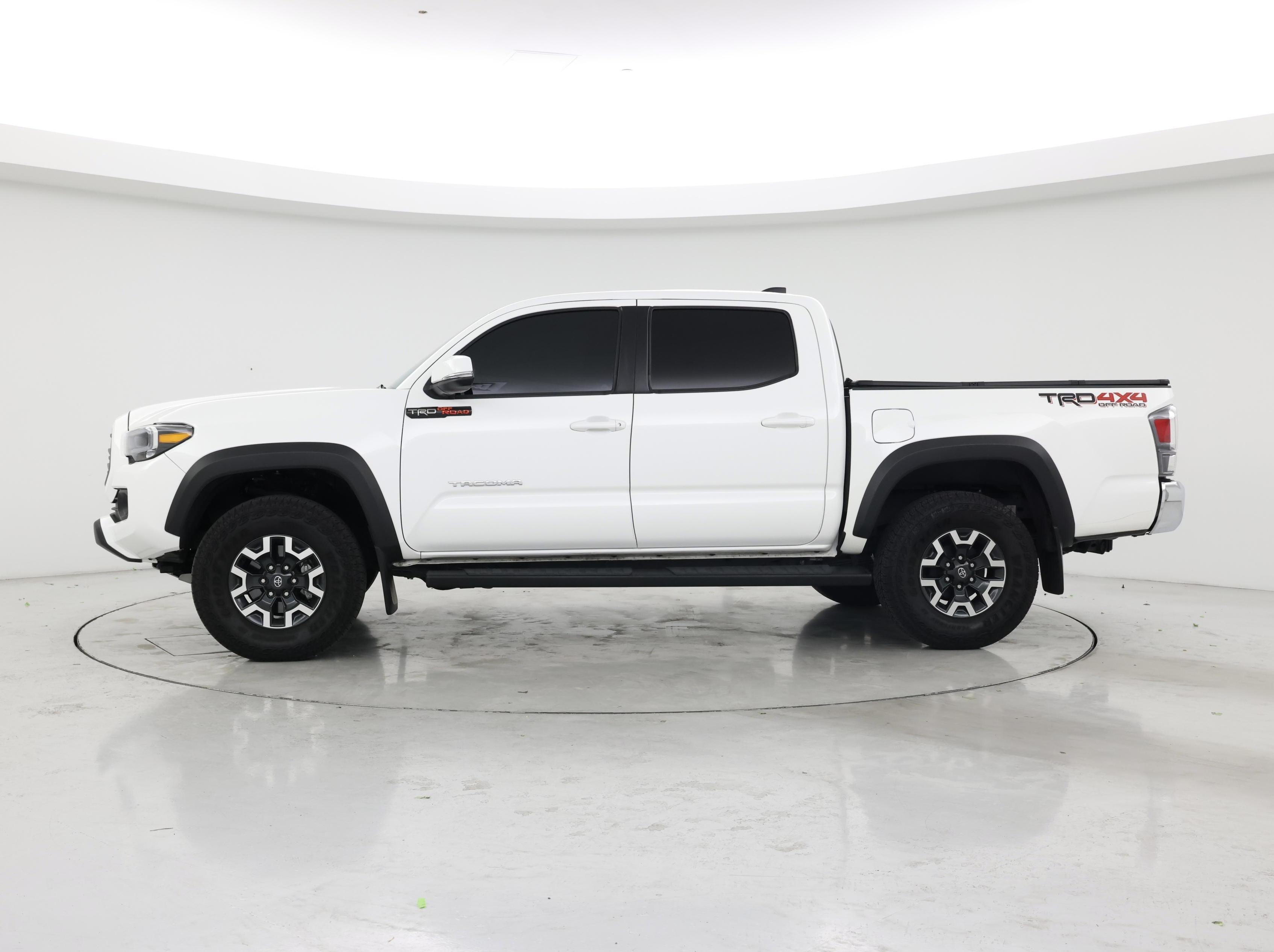 Thumbnail: 2023 Toyota Tacoma - 3