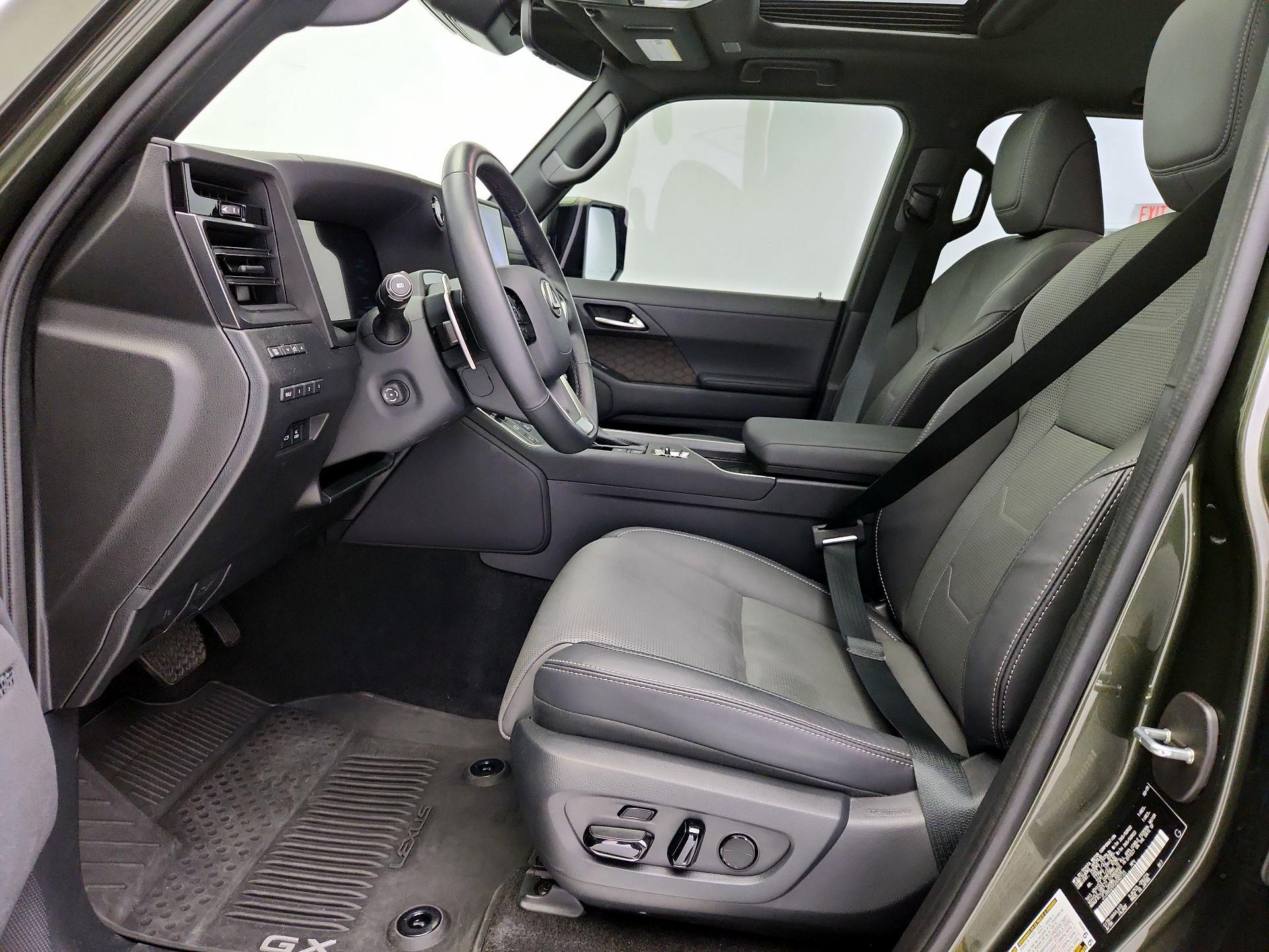 Thumbnail: 2025 Lexus GX - 11