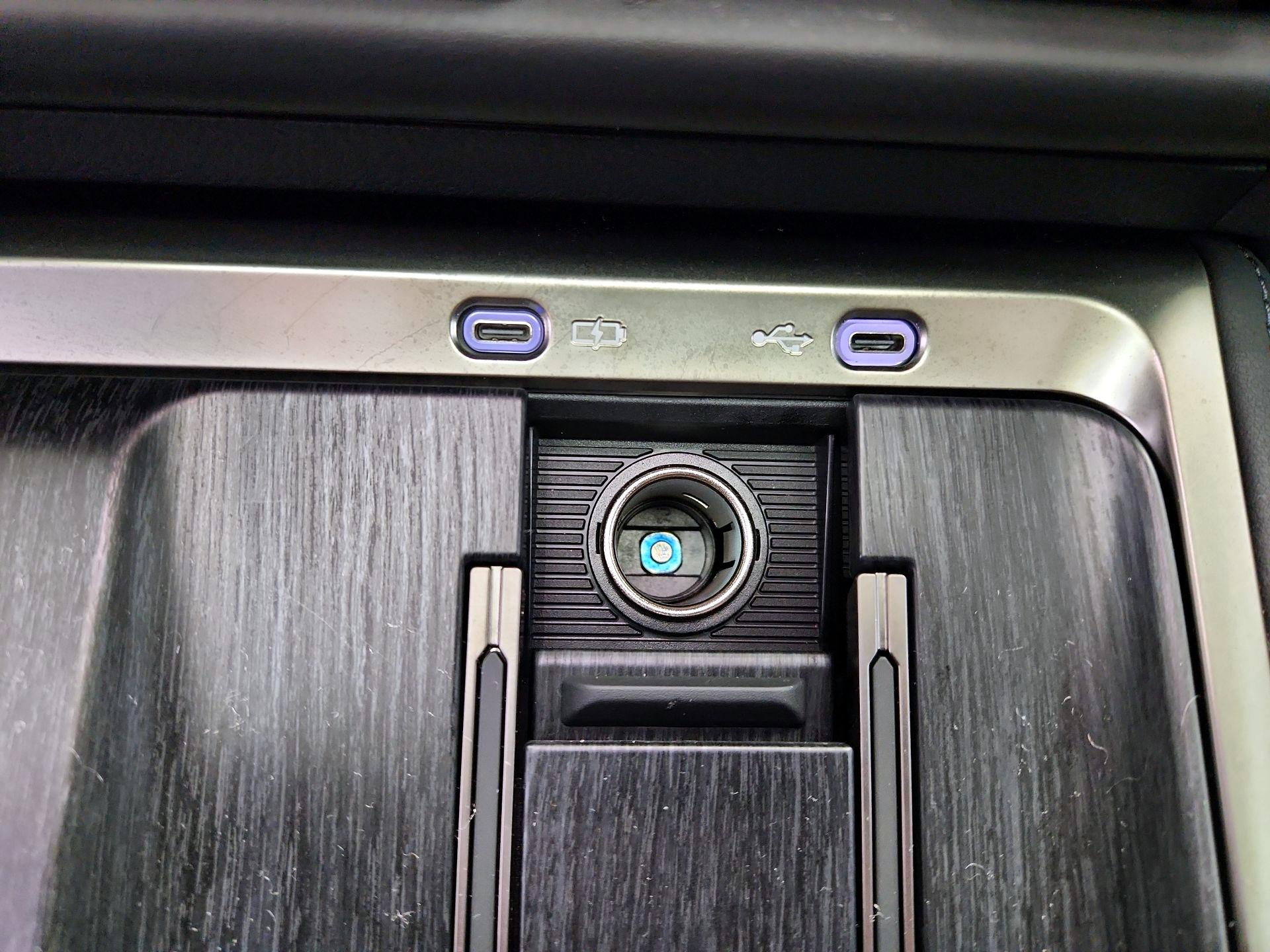 Thumbnail: 2025 Lexus GX - 19