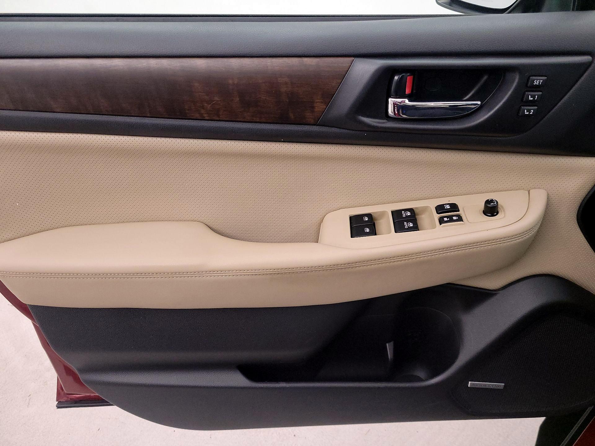 Thumbnail: 2015 Subaru Outback - 12
