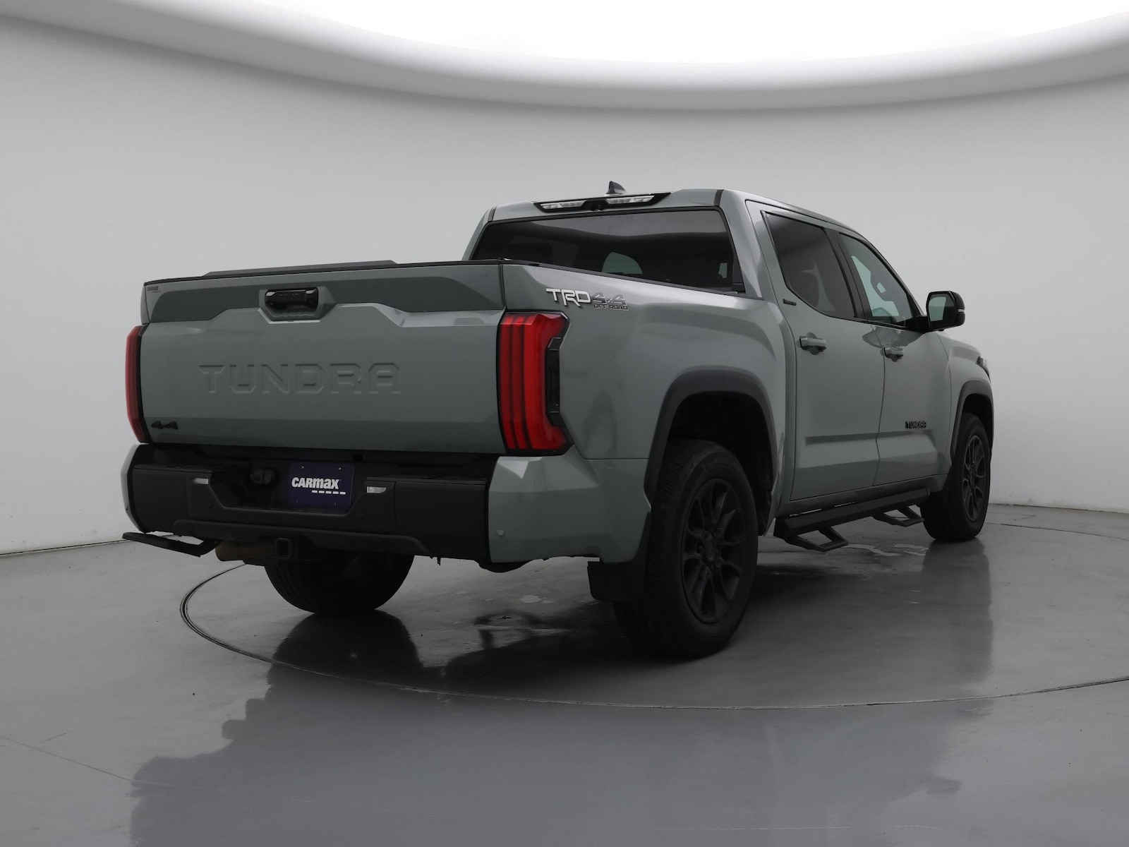2025 Toyota Tundra Limited - Photo 9