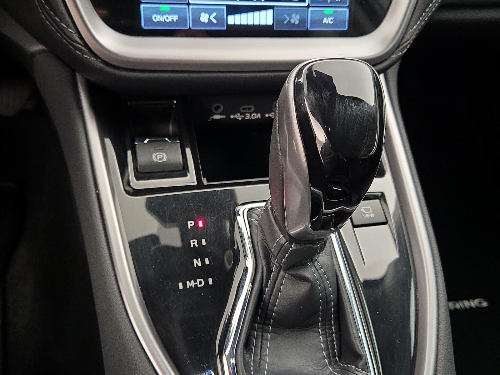 2023 Subaru Outback Touring - Photo 18