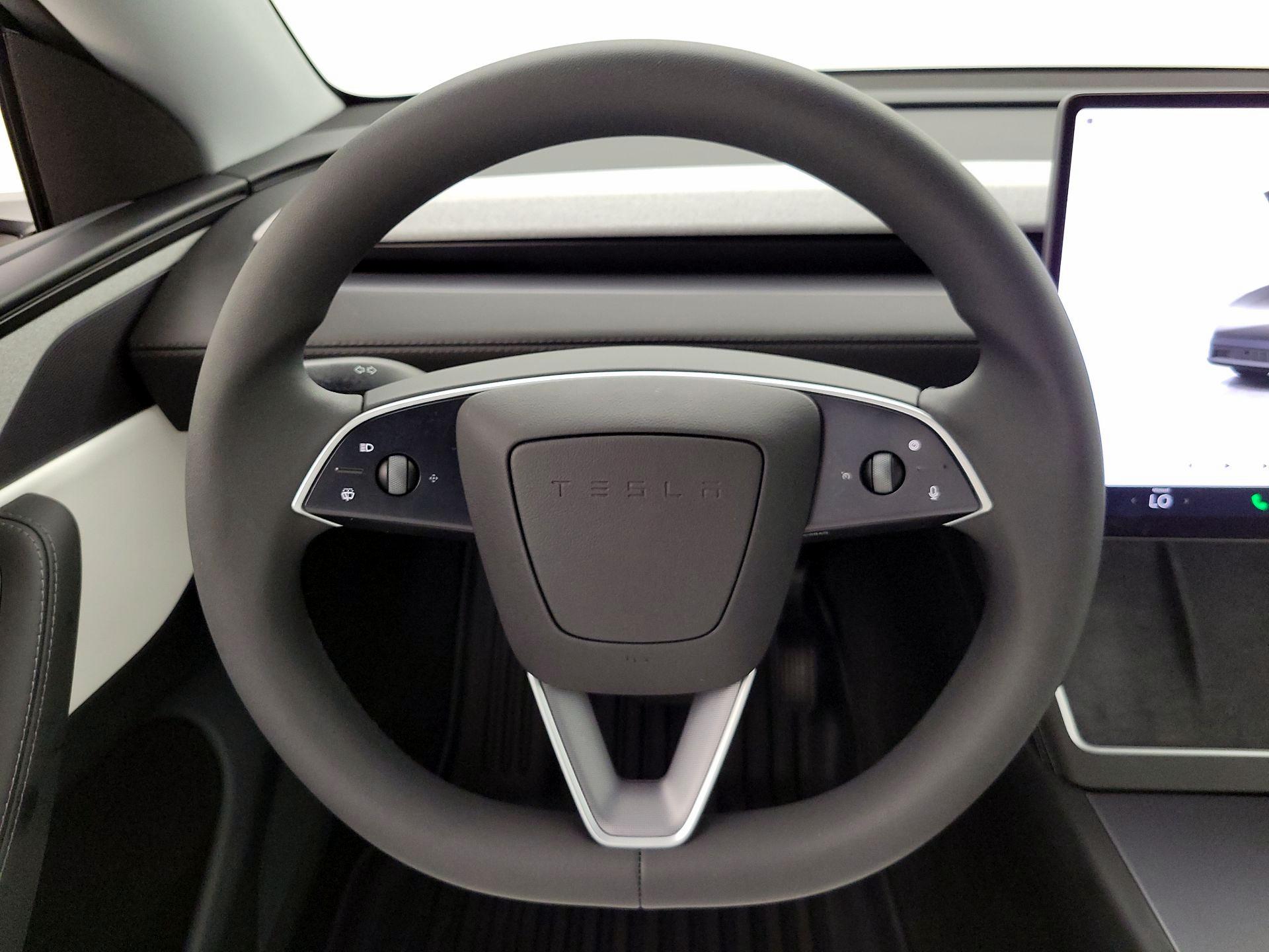 Thumbnail: 2026 Tesla Model Y - 10