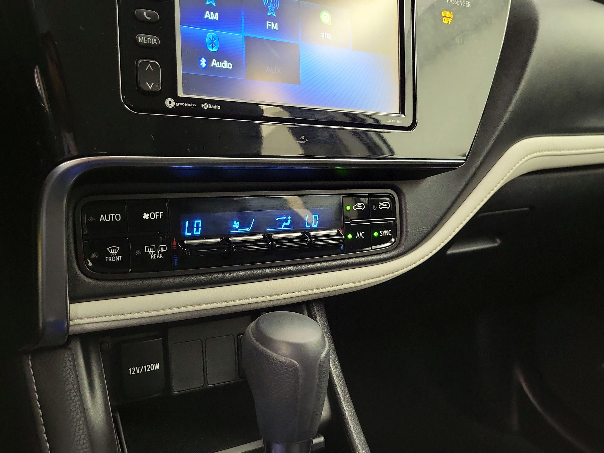 Thumbnail: 2018 Toyota Corolla iM - 16