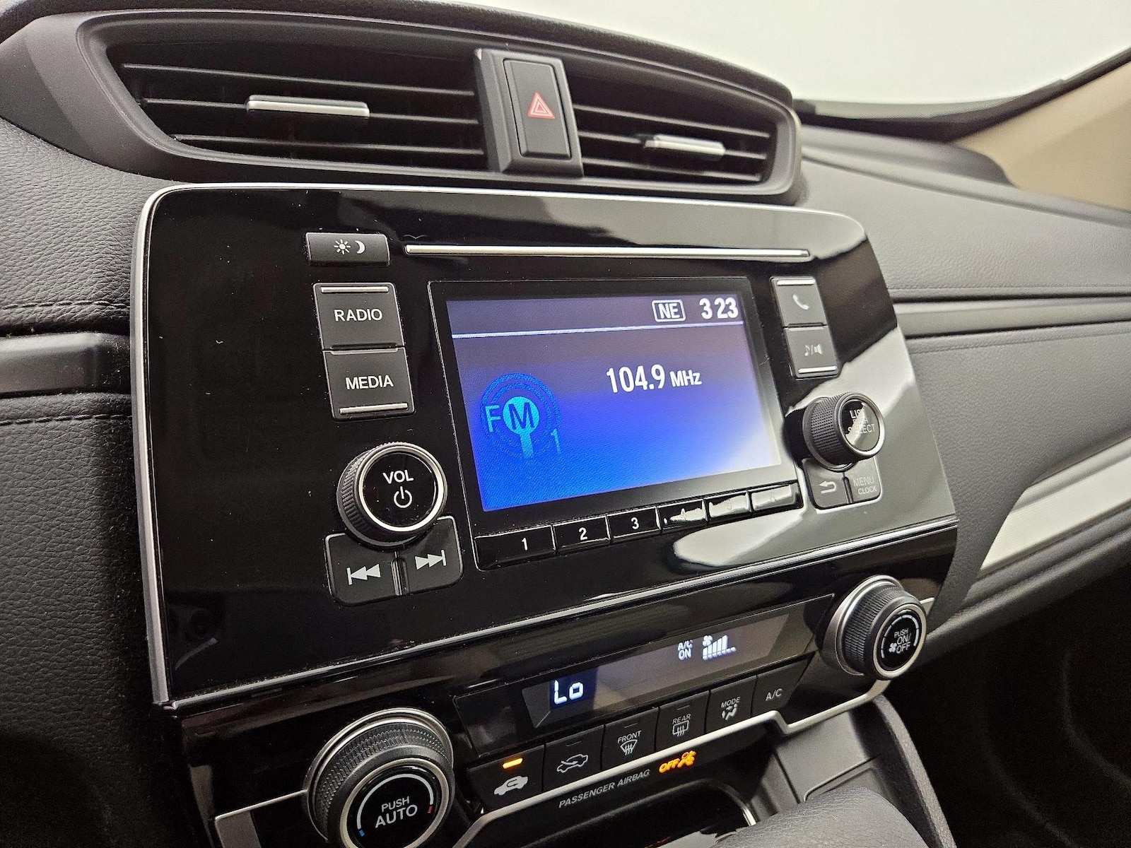 2019 Honda CR-V LX - Photo 16