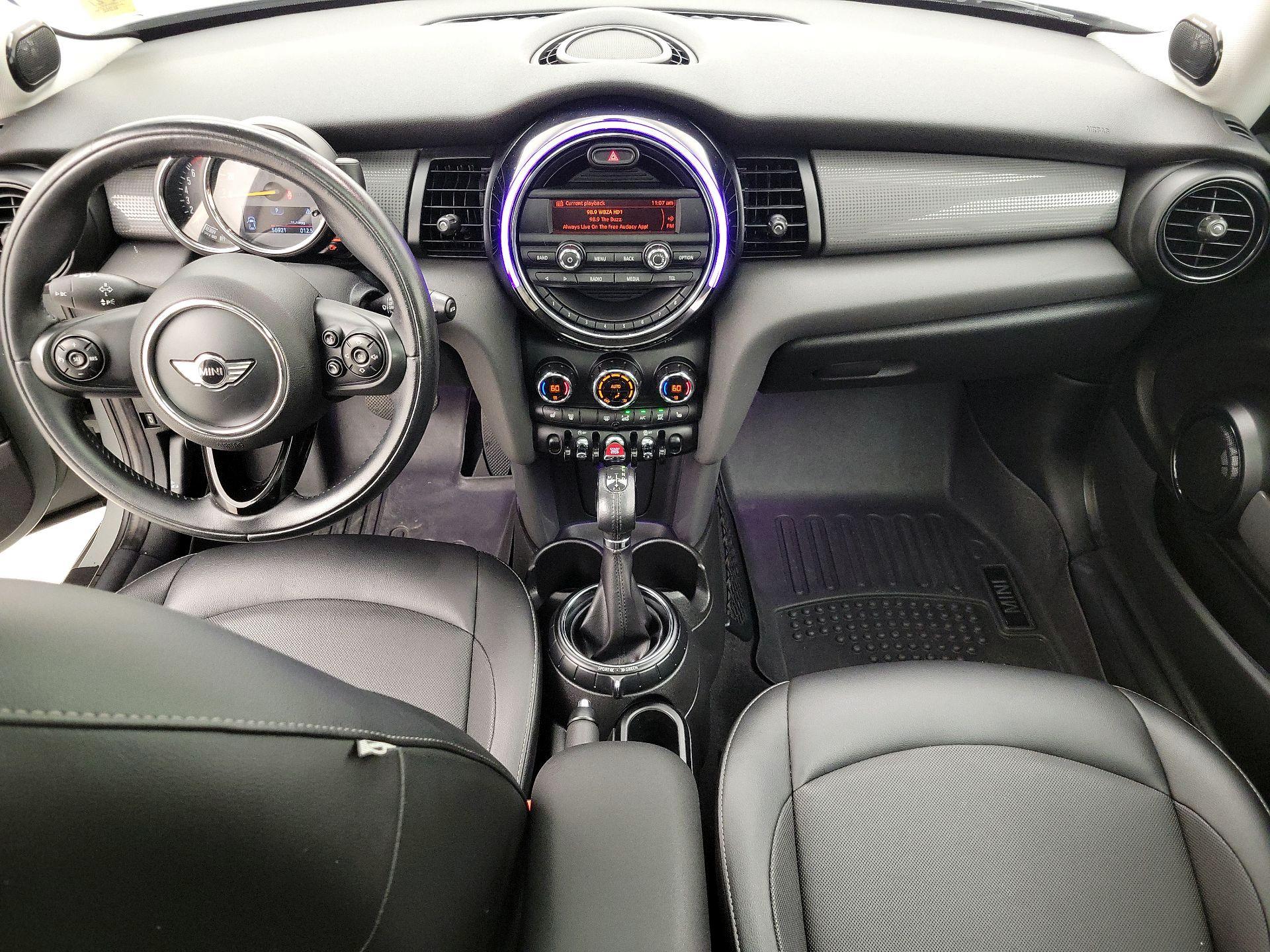 Thumbnail: 2015 MINI Cooper Hardtop - 9