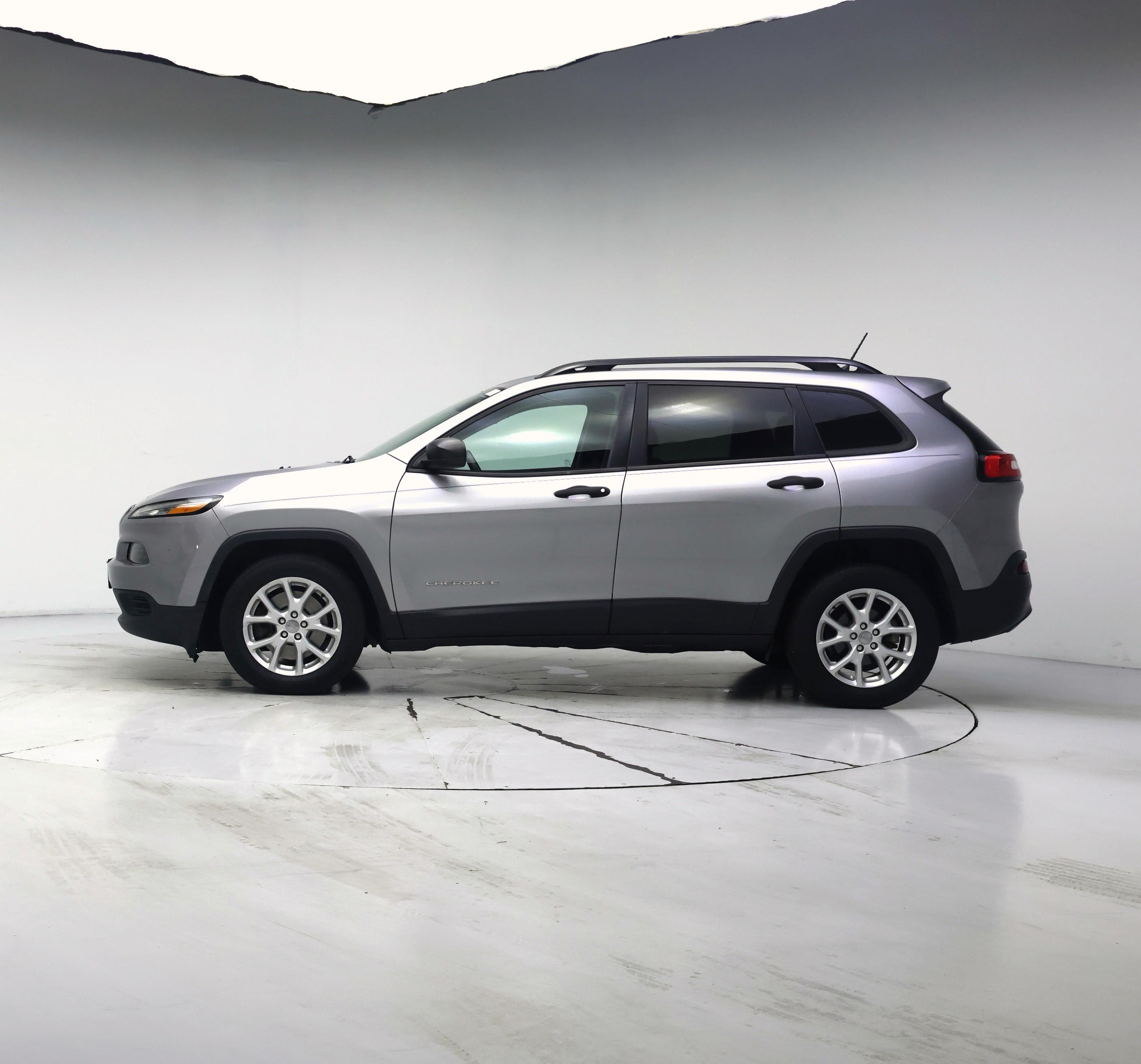 Thumbnail: 2016 Jeep Cherokee - 3