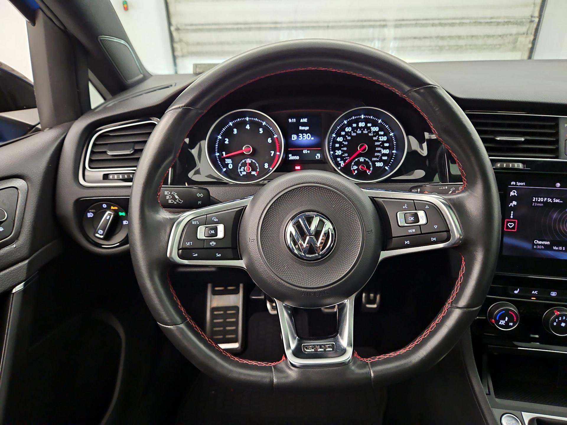 Thumbnail: 2021 Volkswagen Golf - 10