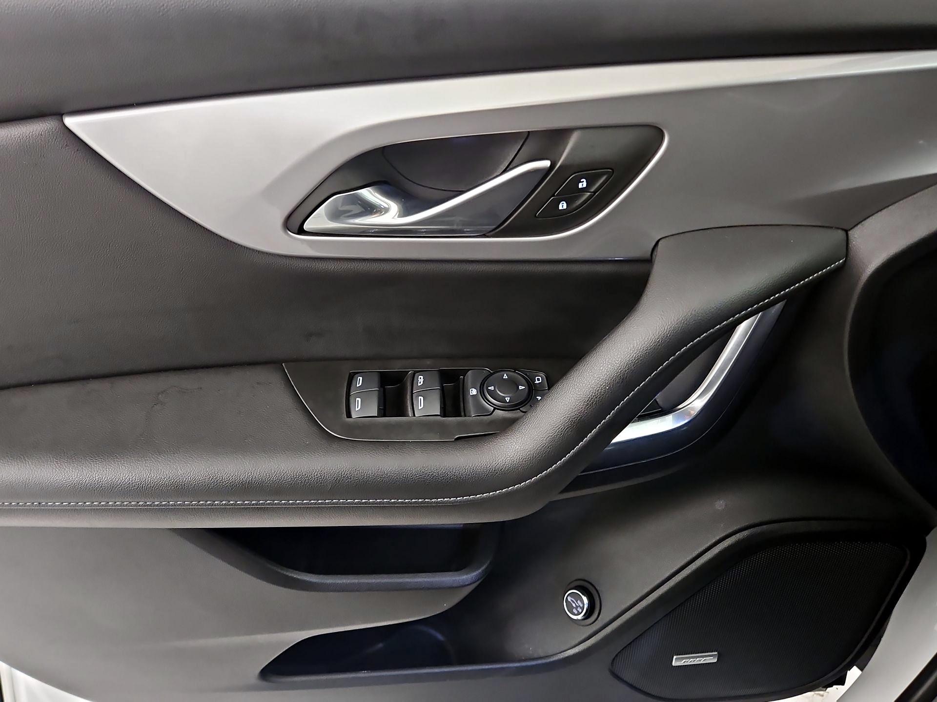 Thumbnail: 2022 Chevrolet Blazer - 10