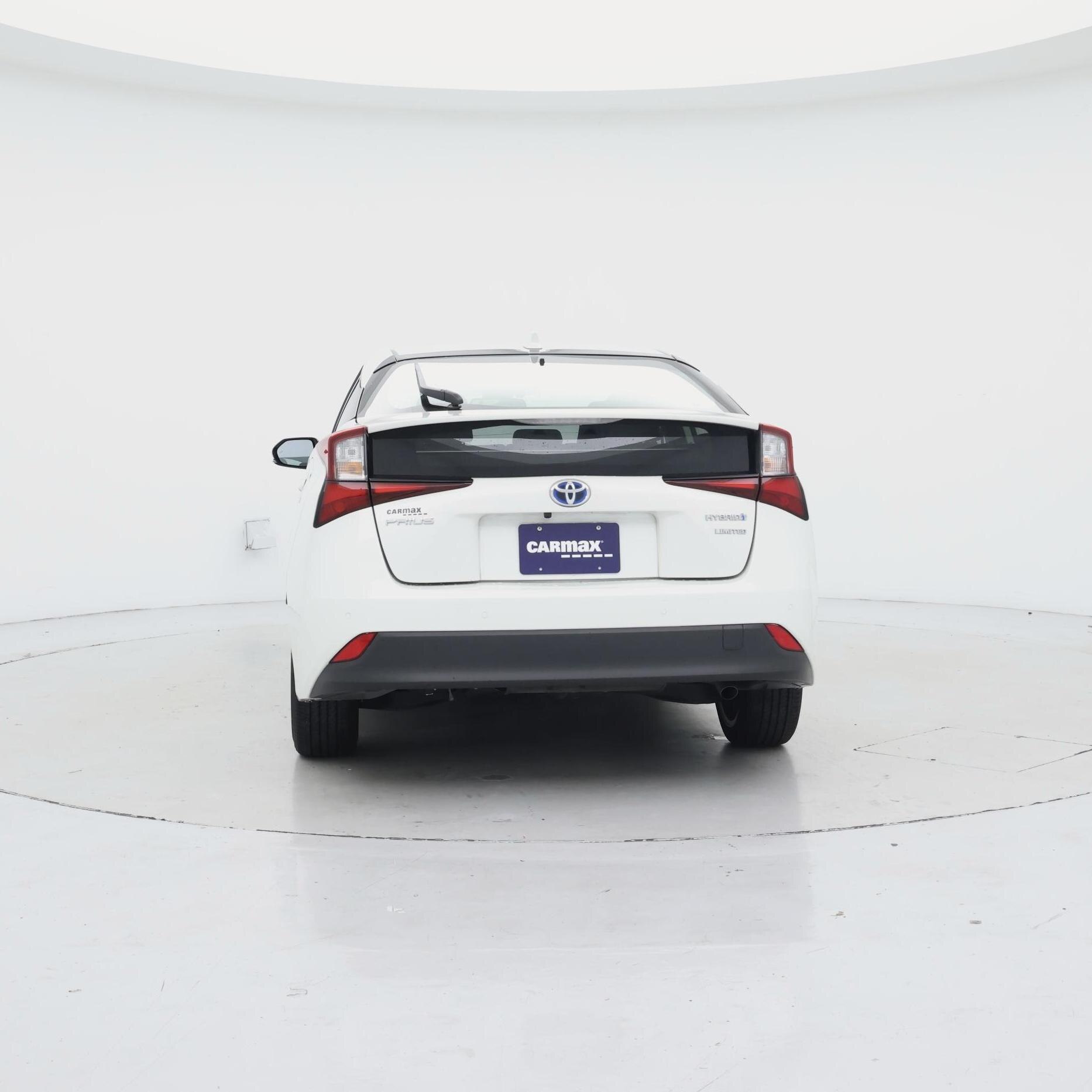 Thumbnail: 2019 Toyota Prius - 6