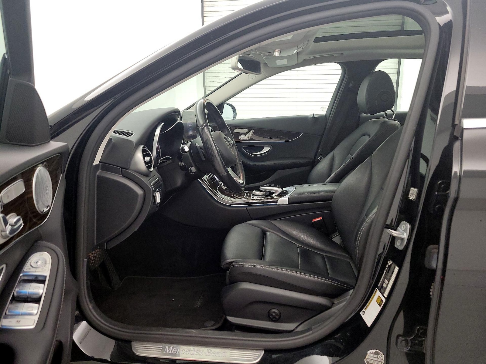 2017 Mercedes-Benz C-Class C300 - Photo 12