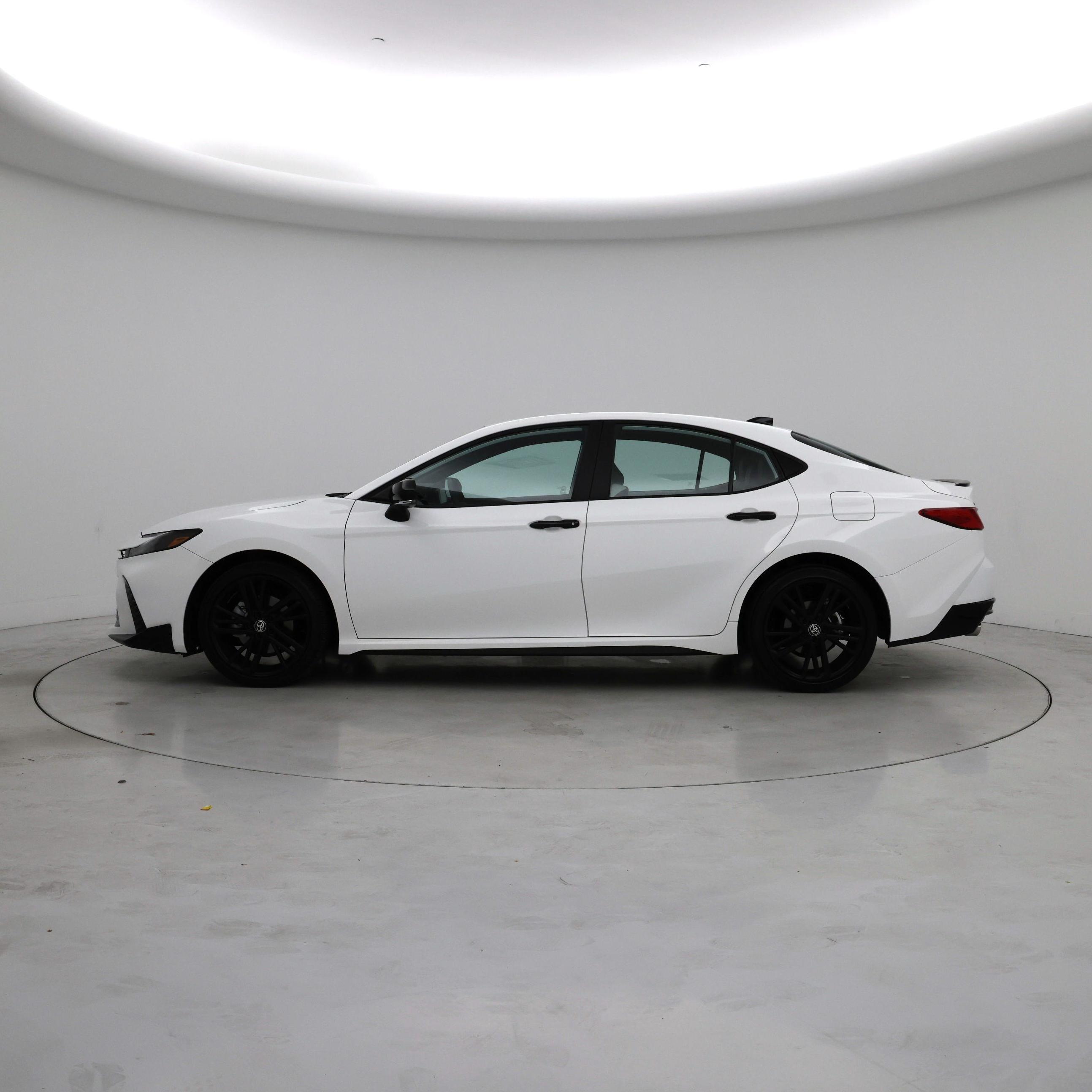 Thumbnail: 2026 Toyota Camry - 3