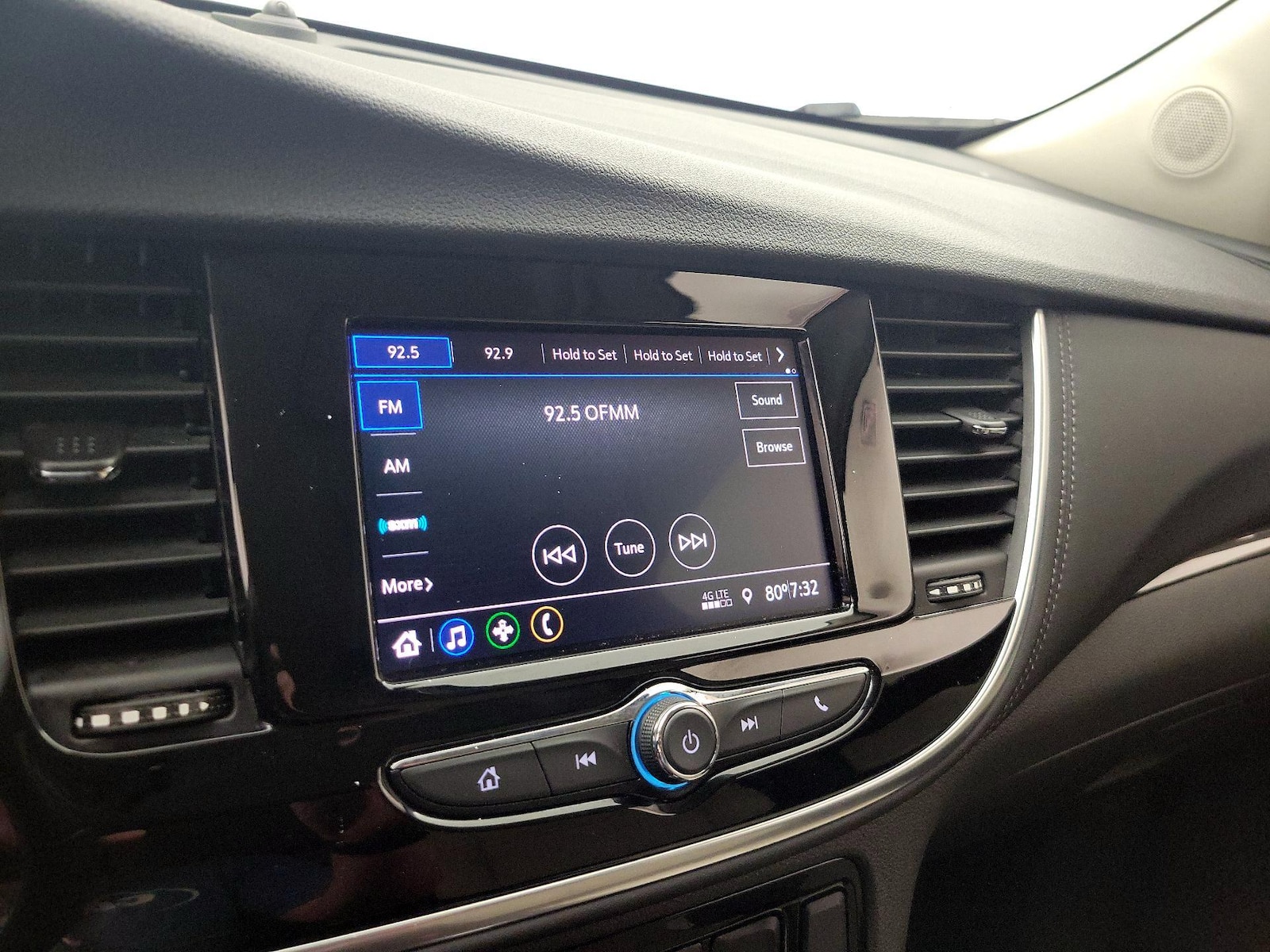 2022 Buick Encore Preferred - Photo 16