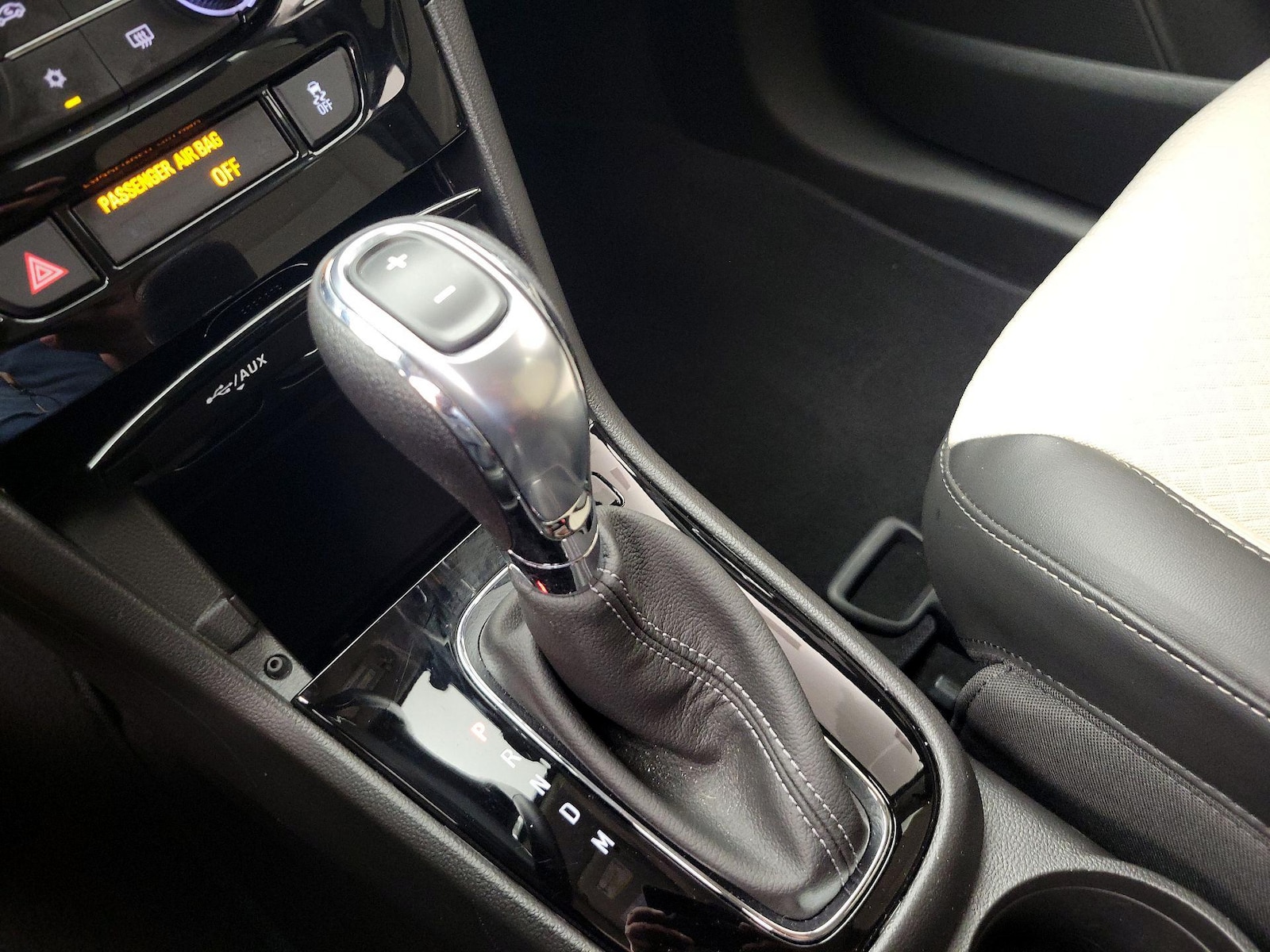 2022 Buick Encore Preferred - Photo 18