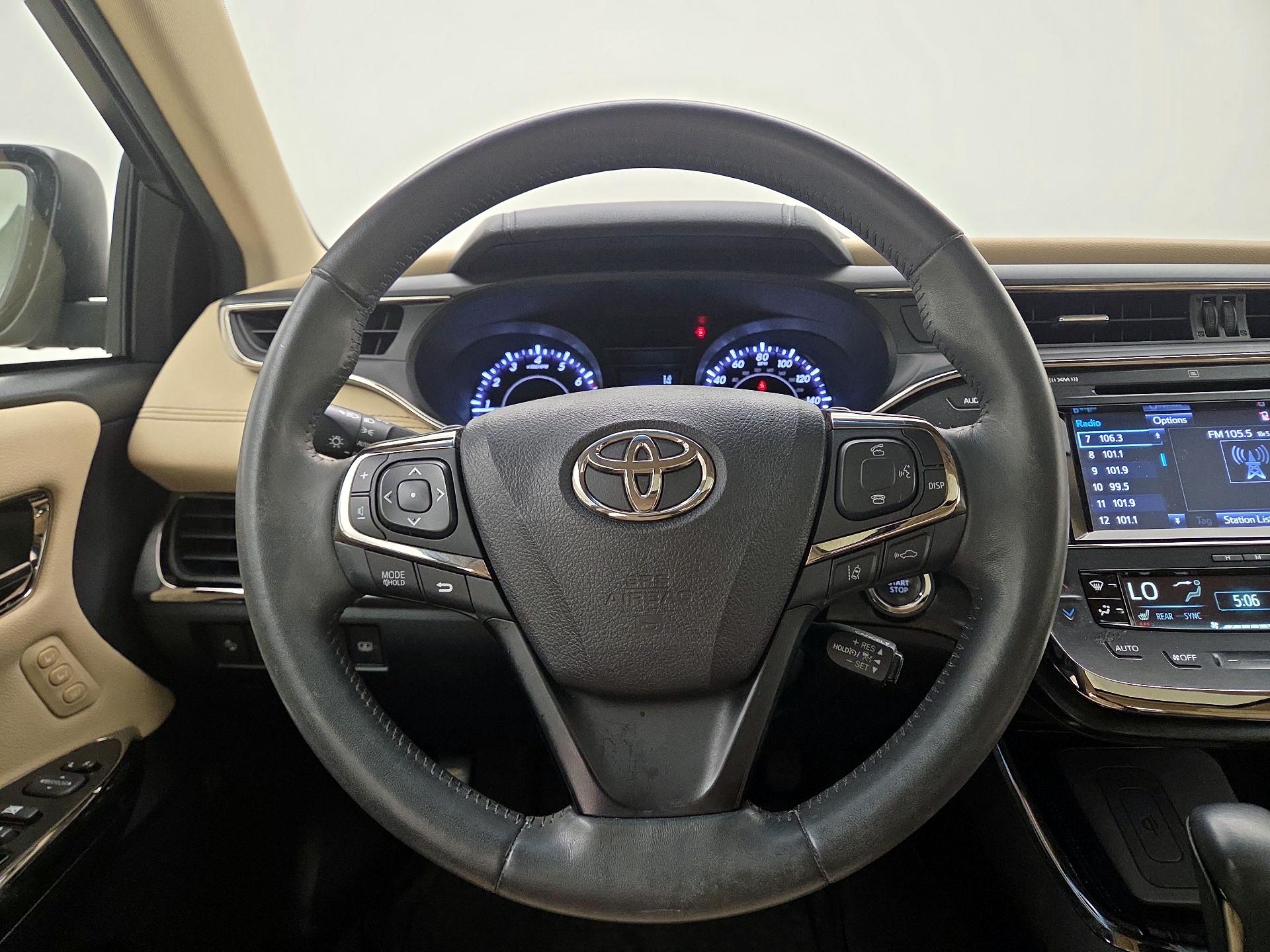 Thumbnail: 2018 Toyota Avalon - 10