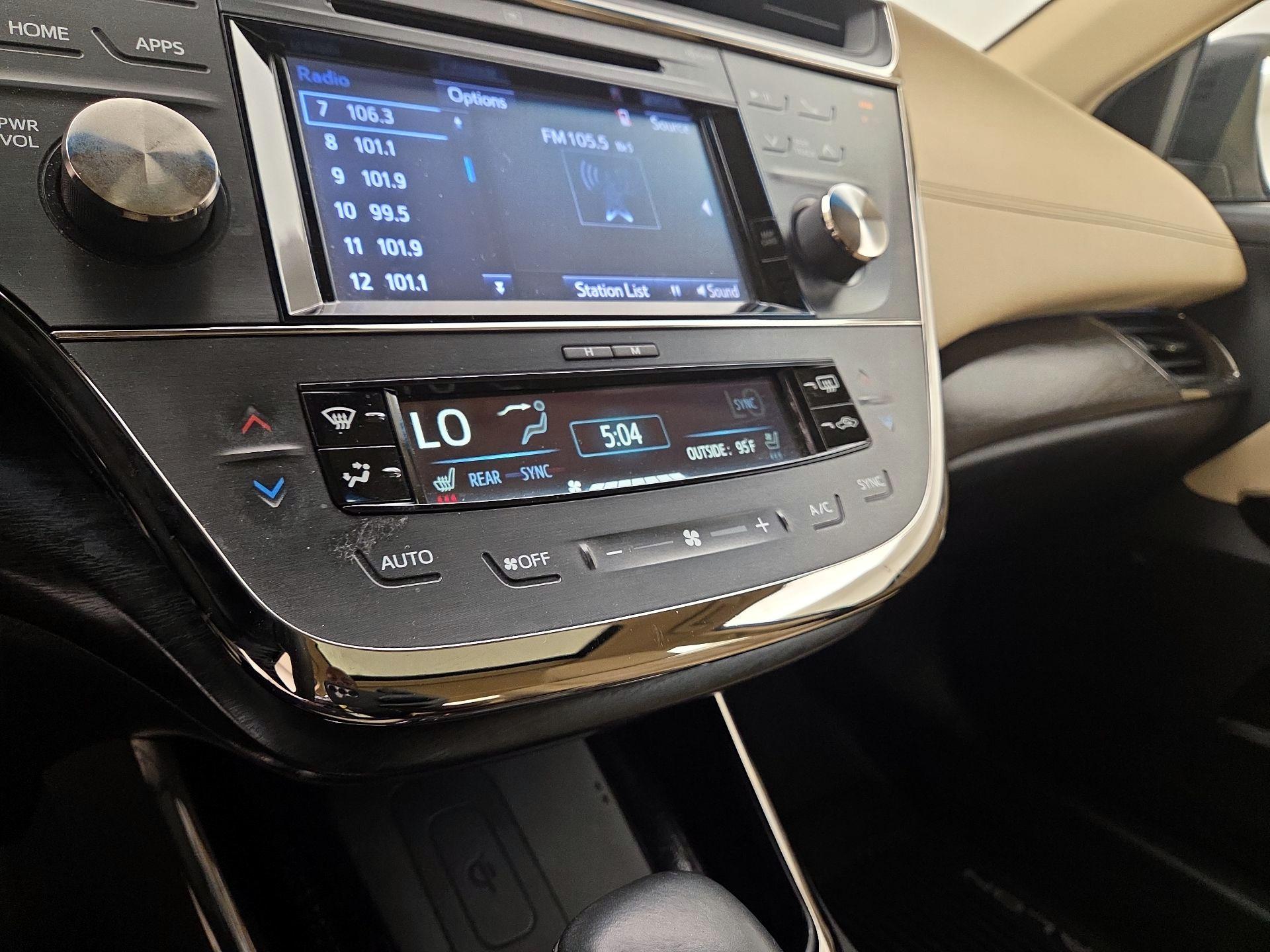 Thumbnail: 2018 Toyota Avalon - 16