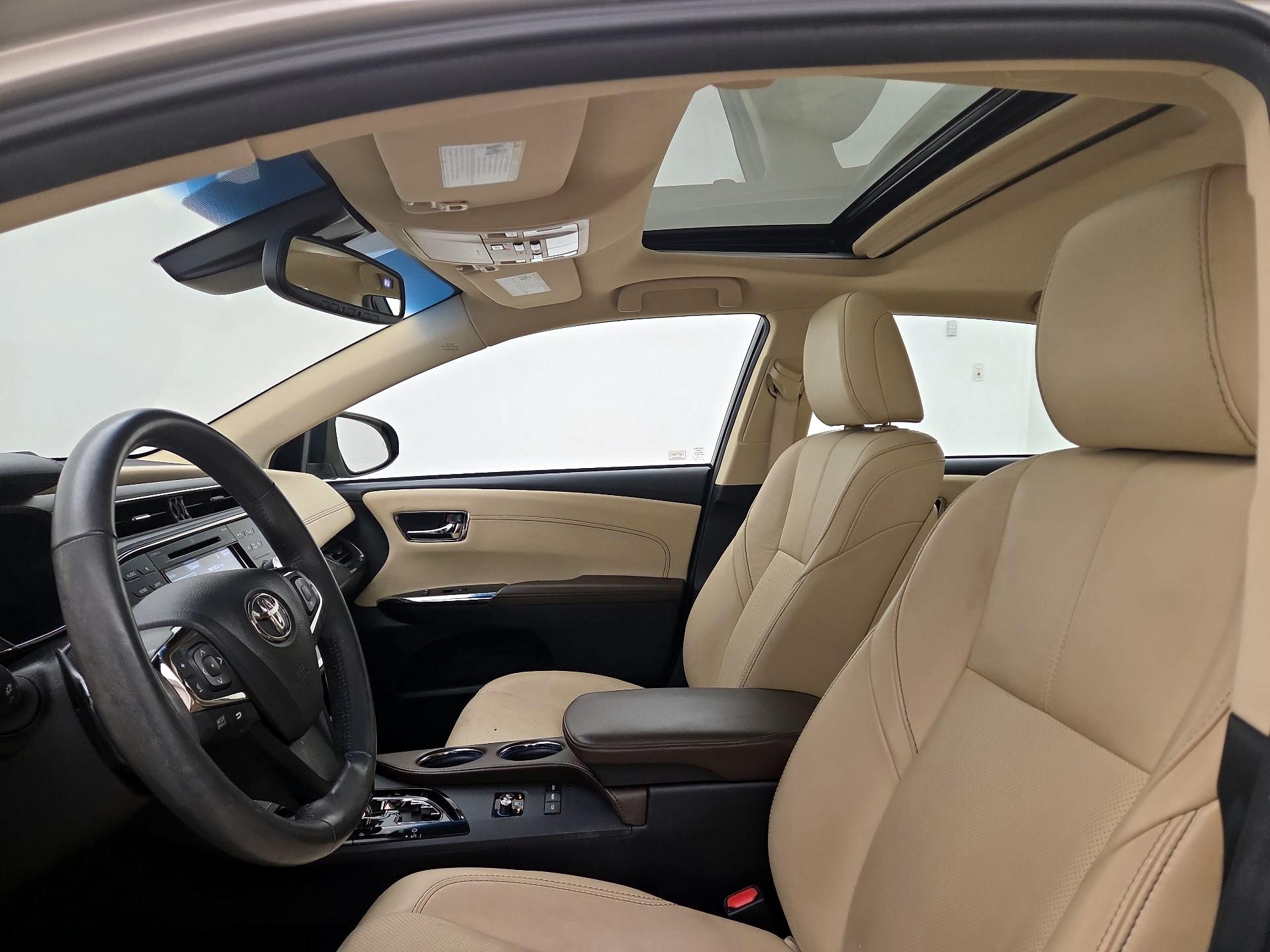 Thumbnail: 2018 Toyota Avalon - 18