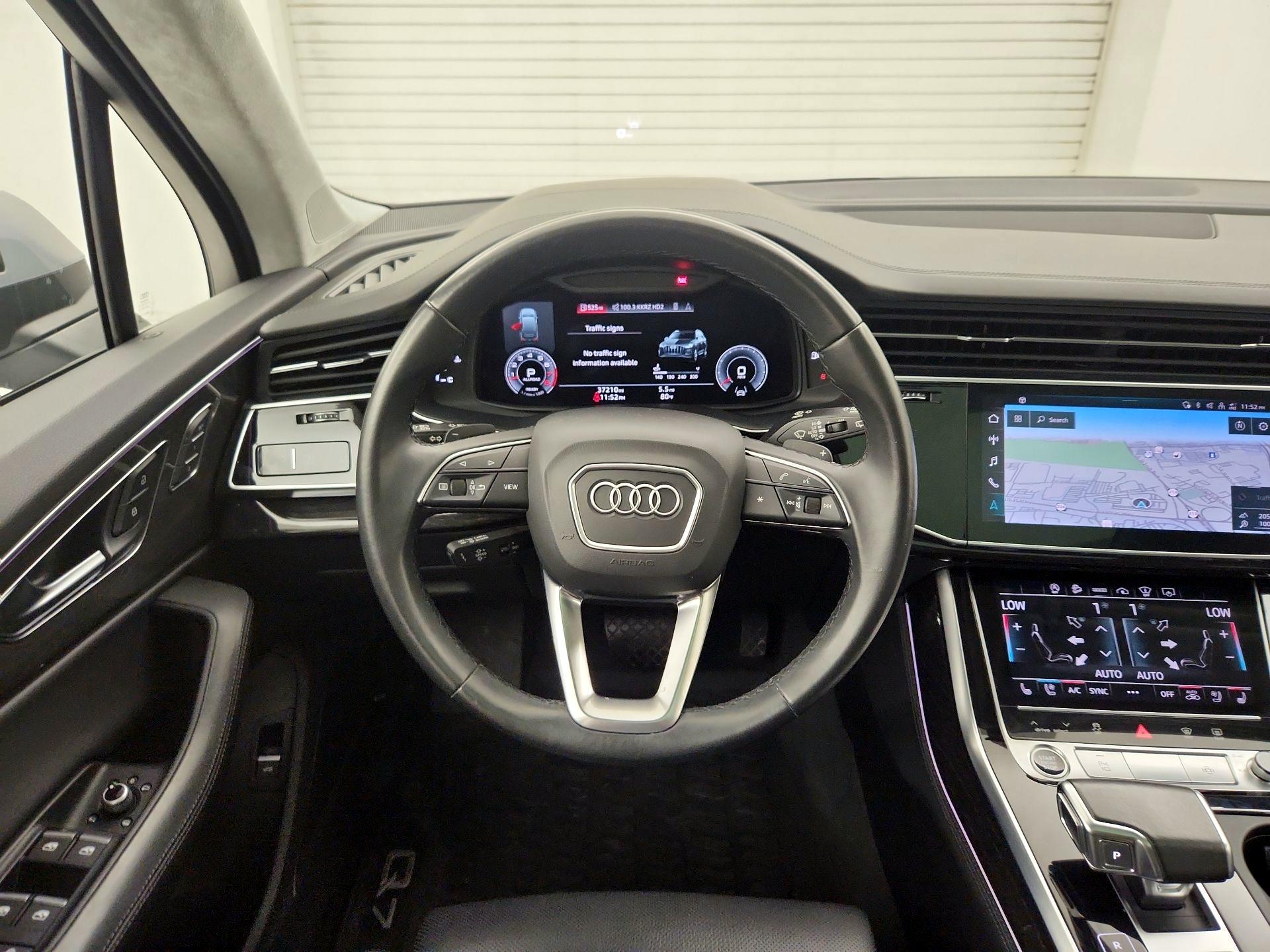 Thumbnail: 2022 Audi Q7 - 10